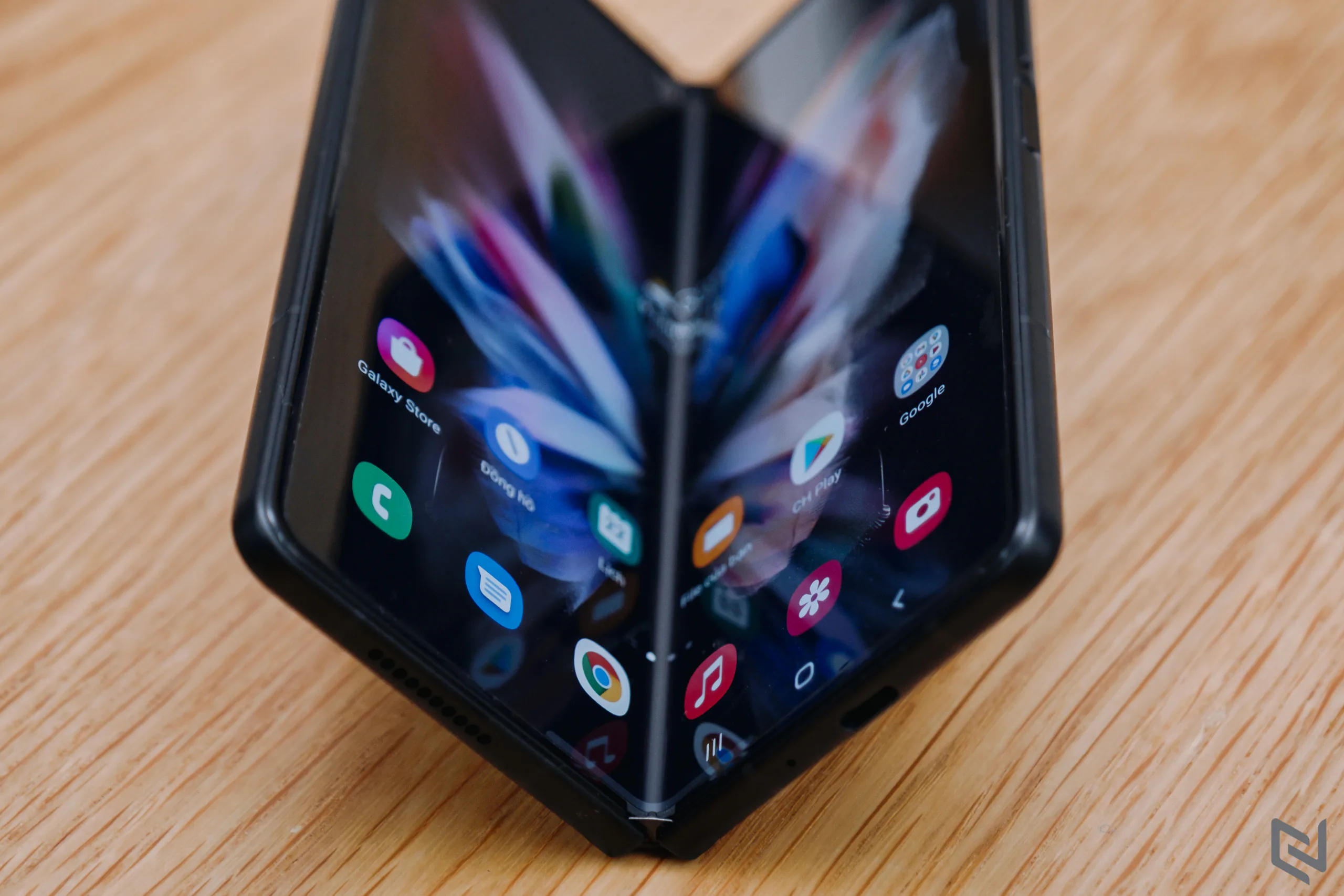 Đánh giá Samsung Galaxy Z Fold3 5G: Nhảy vọt công nghệ với camera UPC, chất liệu mới cứng cáp bền bỉ hơn cùng màn hình Eco²OLED