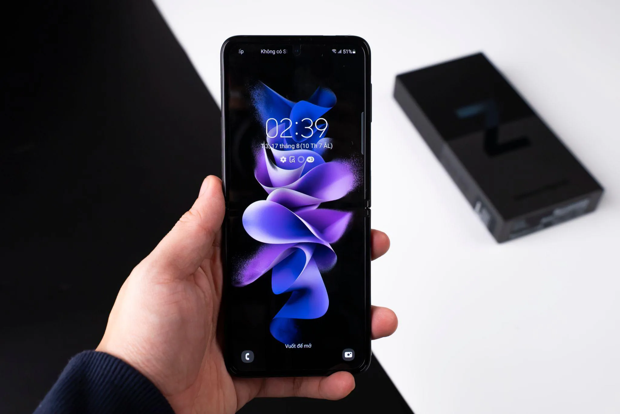Galaxy Z Fold3 và Z Flip3 đã có giá bán chính thức tại Việt Nam. Đặt hàng tại Di Động Việt nhận quà tặng đến 6 triệu