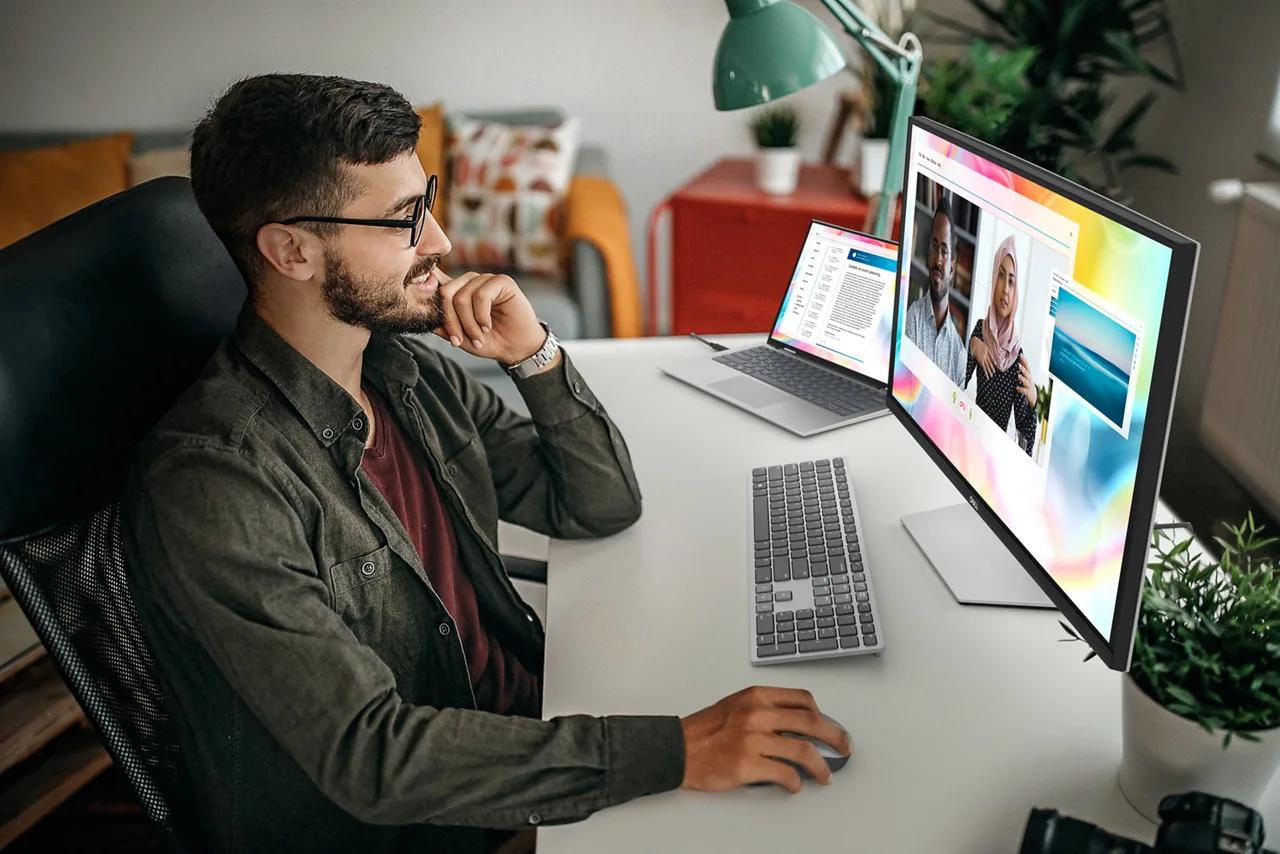 Dell ra mắt các mẫu màn hình mới phục vụ cho hội thoại trực tuyến phù hợp với thời điểm hiện tại