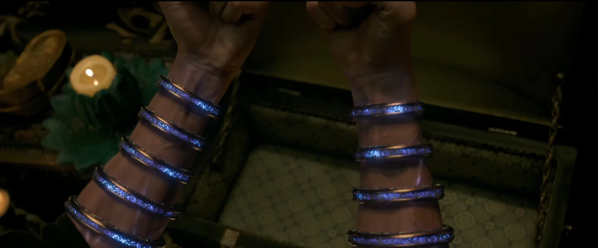 Marvel tung trailer Shang-Chi & The Legend of the Ten Rings mới, hứa hẹn màn võ thuật cực đã mắt cùng sự nguy hiểm của kẻ phản diện