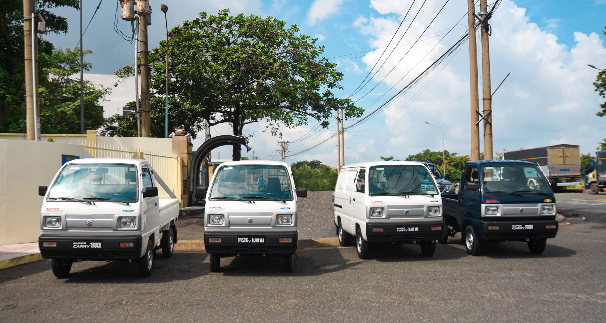 Suzuki trao tặng 4 xe thương mại tổng trị giá hơn 1 tỷ đồng hỗ trợ Đồng Nai phòng chống đại dịch COVID-19