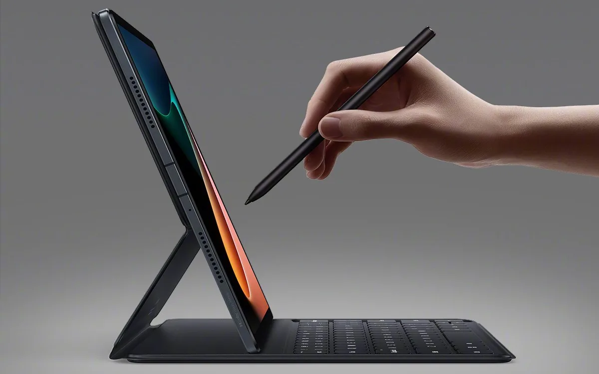 Xiaomi ra mắt Mi Pad 5 và Mi Pad 5 Pro: Thiết kế vuông vắn, màn hình 120Hz, Snapdragon 860/870
