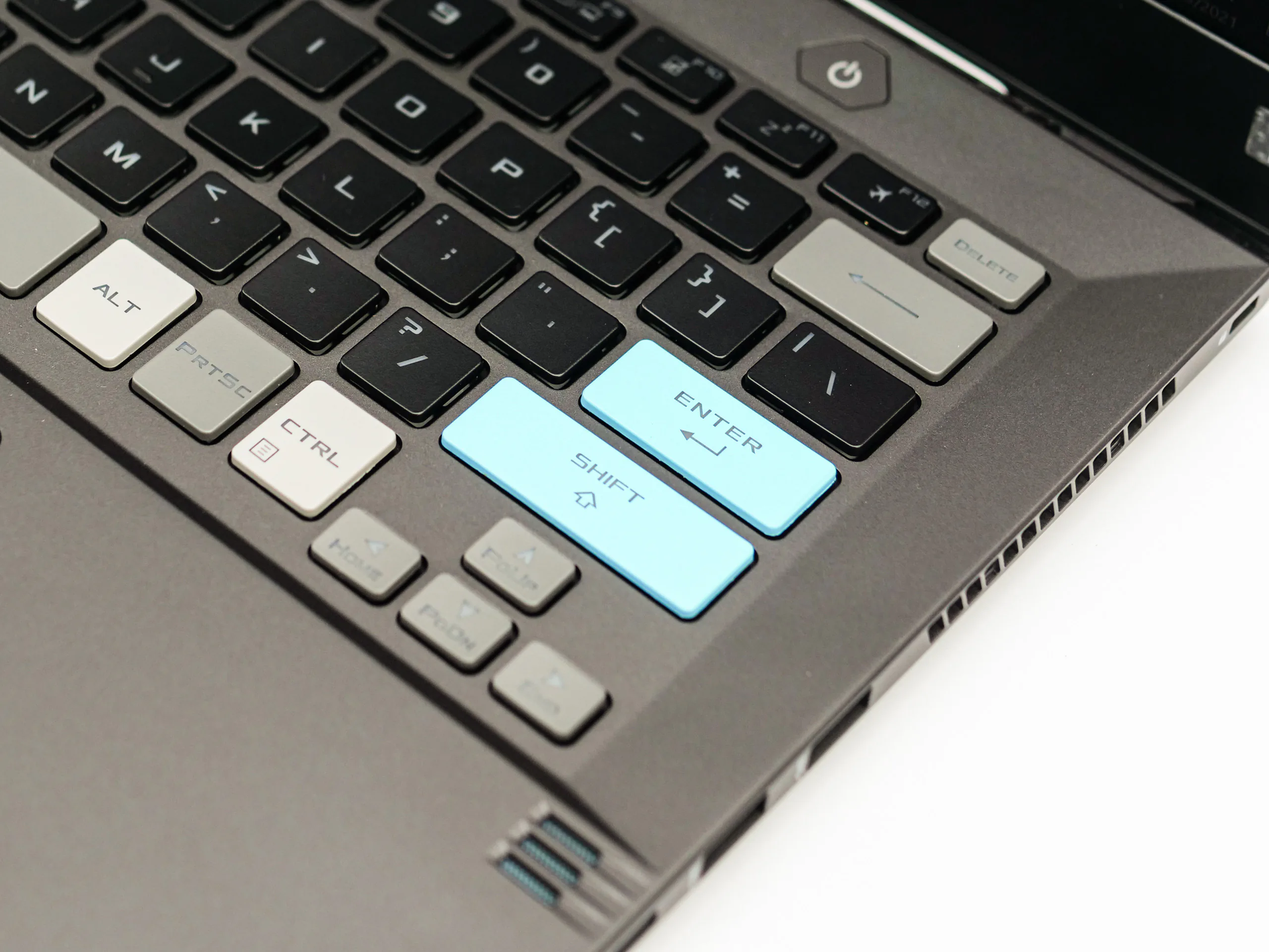 Trên tay laptop chơi game ASUS ROG Zephyrus G14 Alan Walker Edition: Vẻ ngoài cool ngầu, hiệu năng mạnh mẽ với kích thước nhỏ gọn