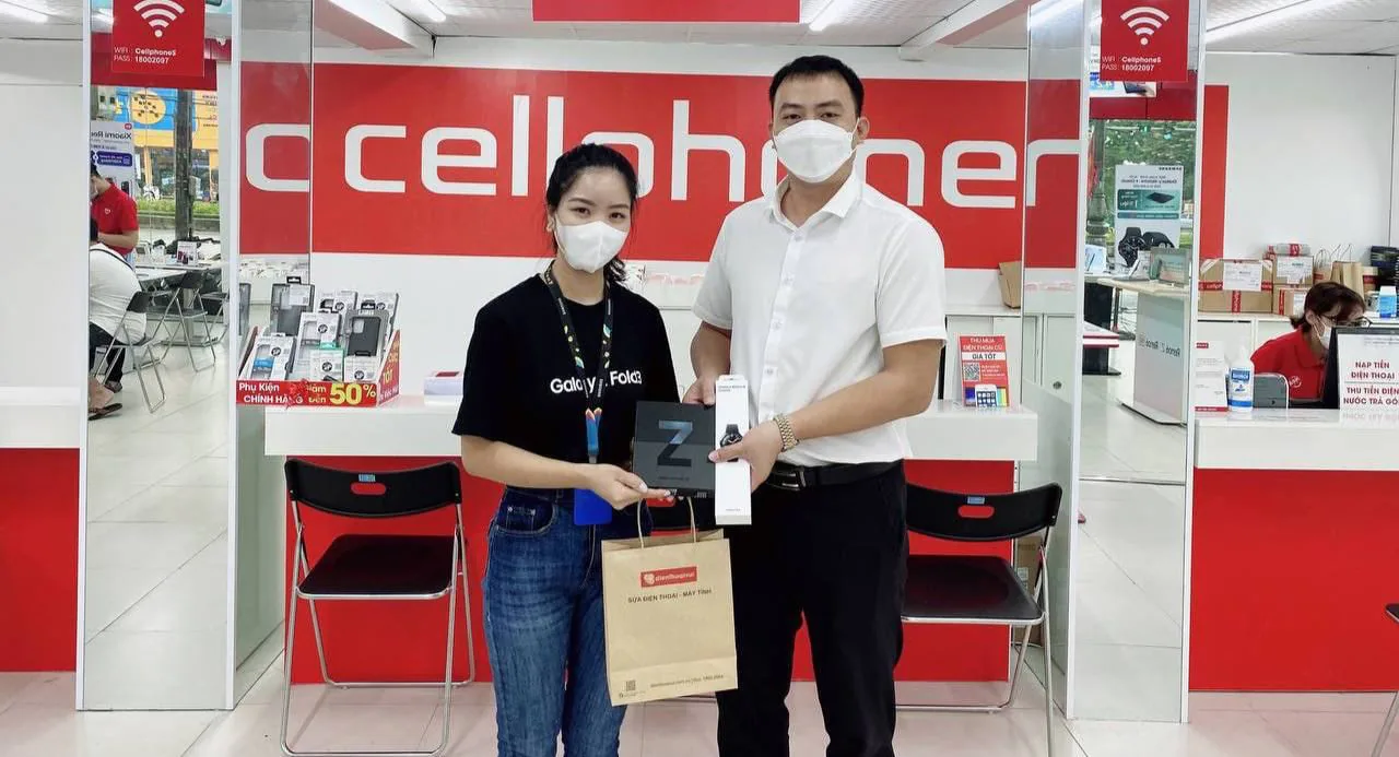 Bộ ảnh mở bán Galaxy Z Fold3 và Z Flip3 tại Việt Nam ngày 17/09