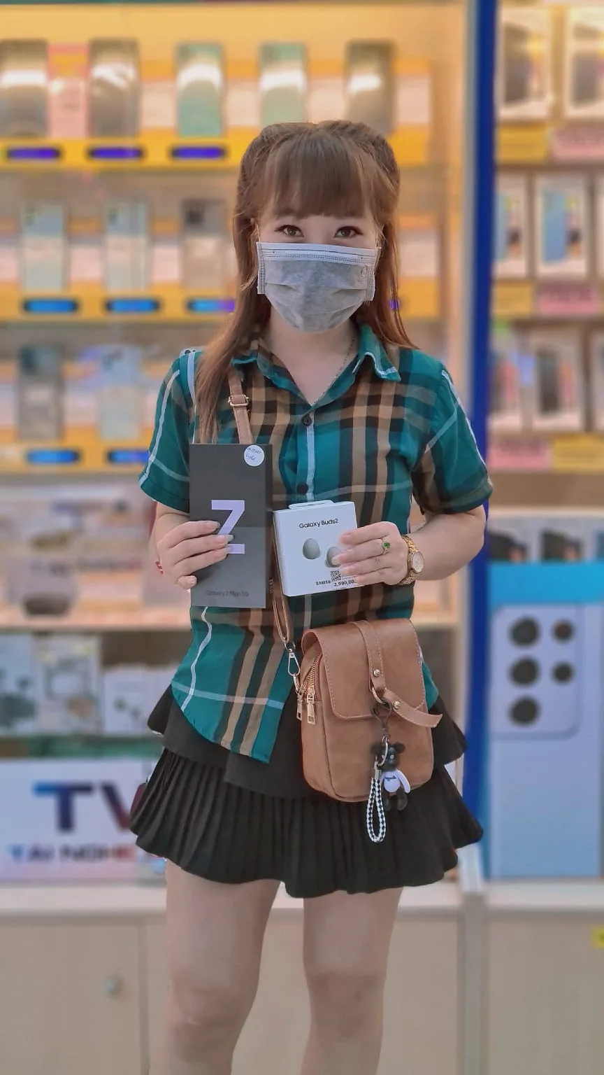 Bộ ảnh mở bán Galaxy Z Fold3 và Z Flip3 tại Việt Nam ngày 17/09