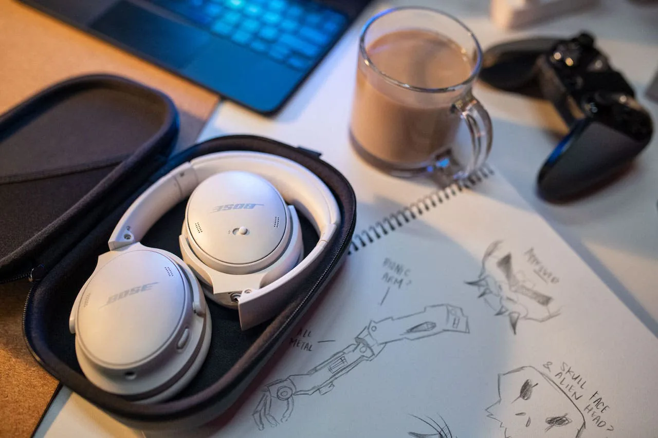 Bose ra mắt tai nghe QuietComfort 45 mới cải thiện âm thanh, có cổng USB-C và pin 24 tiếng
