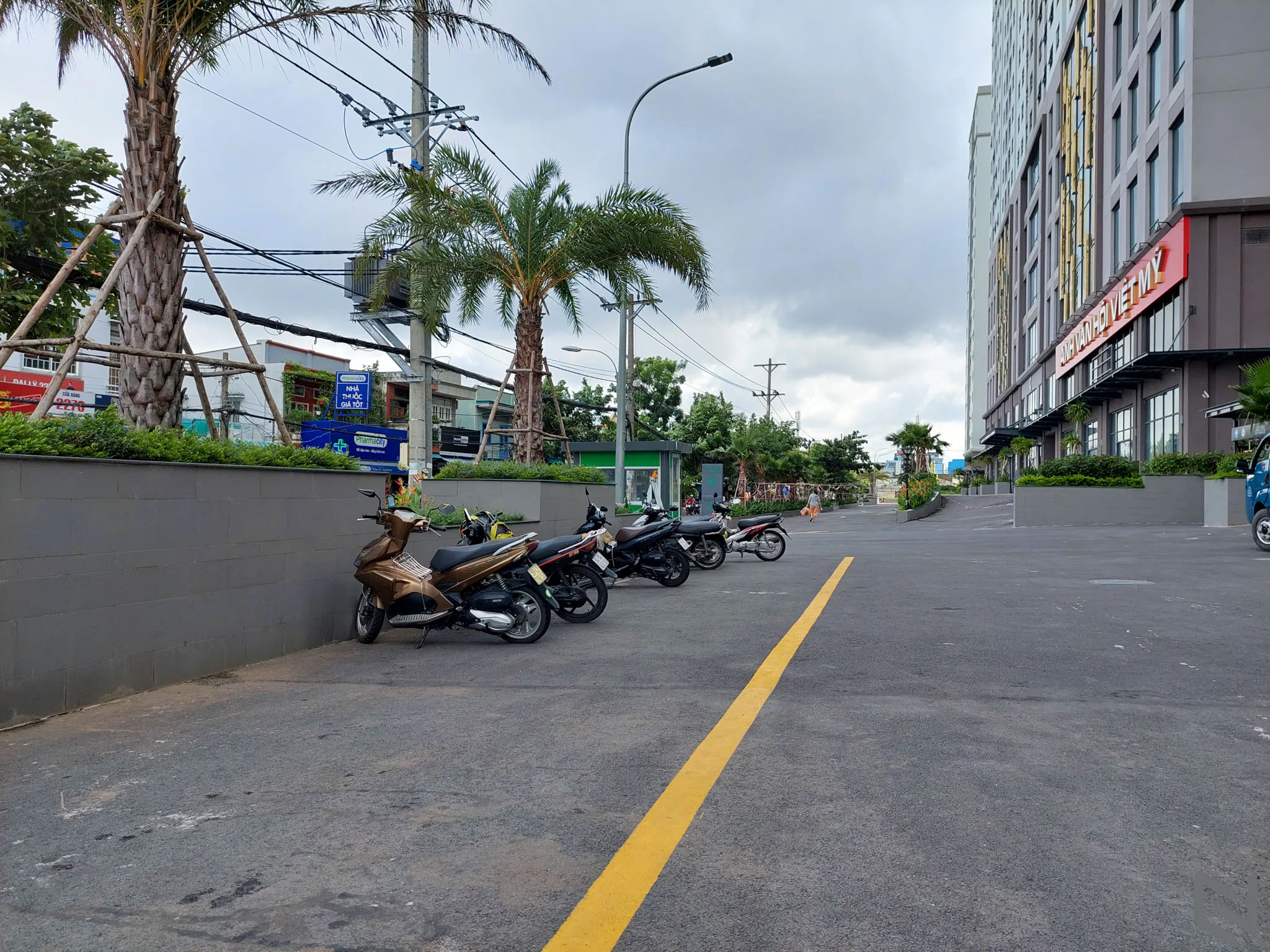 Trên tay Samsung Galaxy A52s 5G: Thiết kế cao cấp, cụm camera chuyên nghiệp cùng kết nối 5G