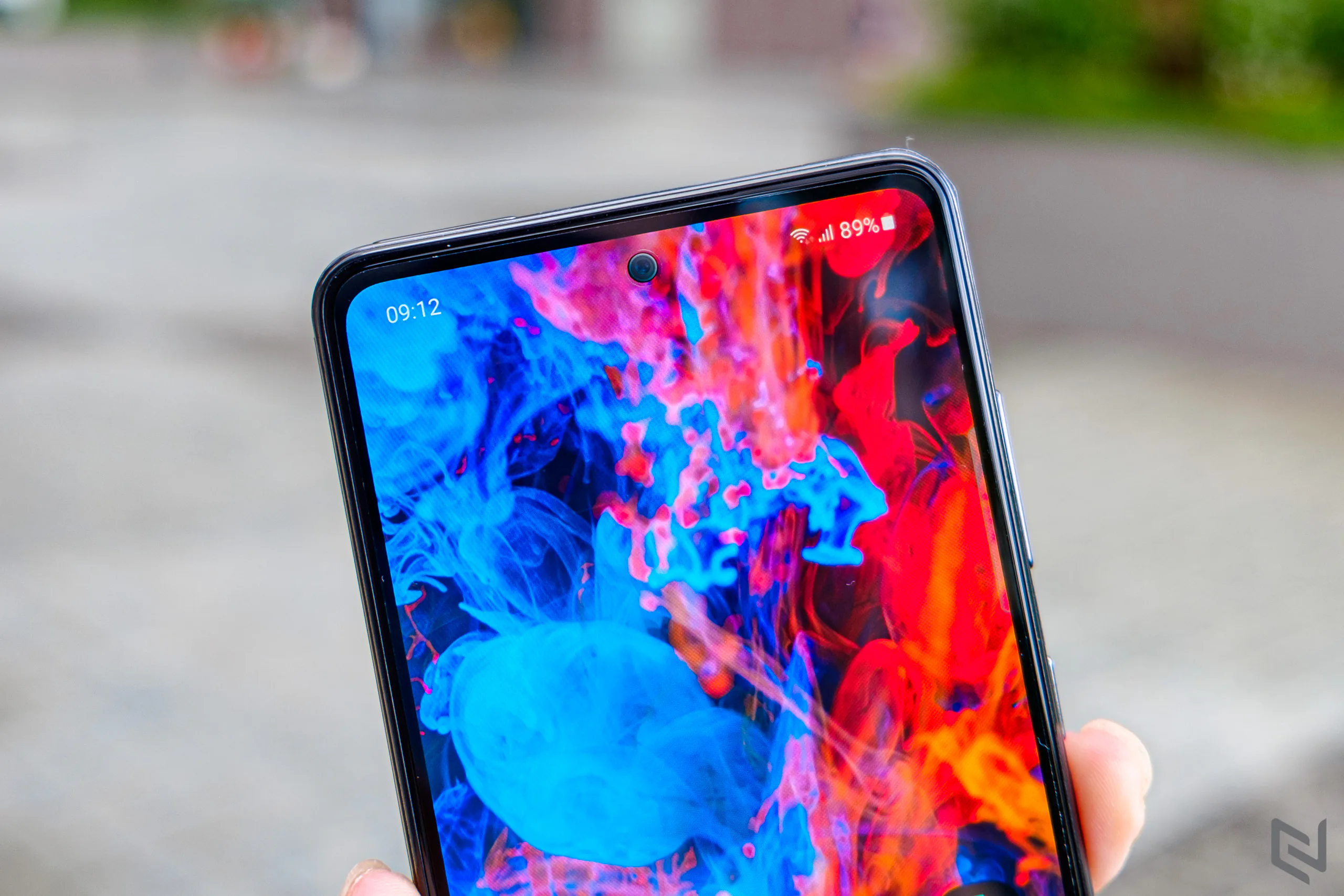 Trên tay Samsung Galaxy A52s 5G: Thiết kế cao cấp, cụm camera chuyên nghiệp cùng kết nối 5G