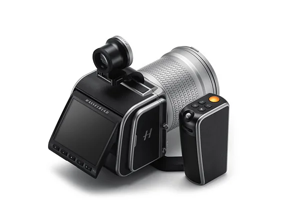 Hasselblad ra mắt máy ảnh 907X Anniversary Edition Kit kỉ niệm 80 năm với giá 15,000 USD