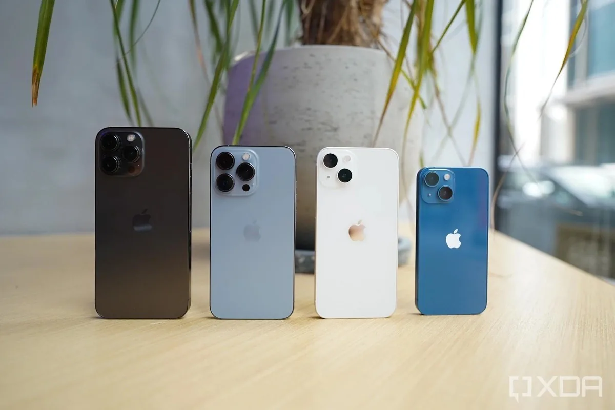 Cùng xem loạt ảnh iPhone 13 Pro với màu xanh Sierra Blue mới đẹp mắt