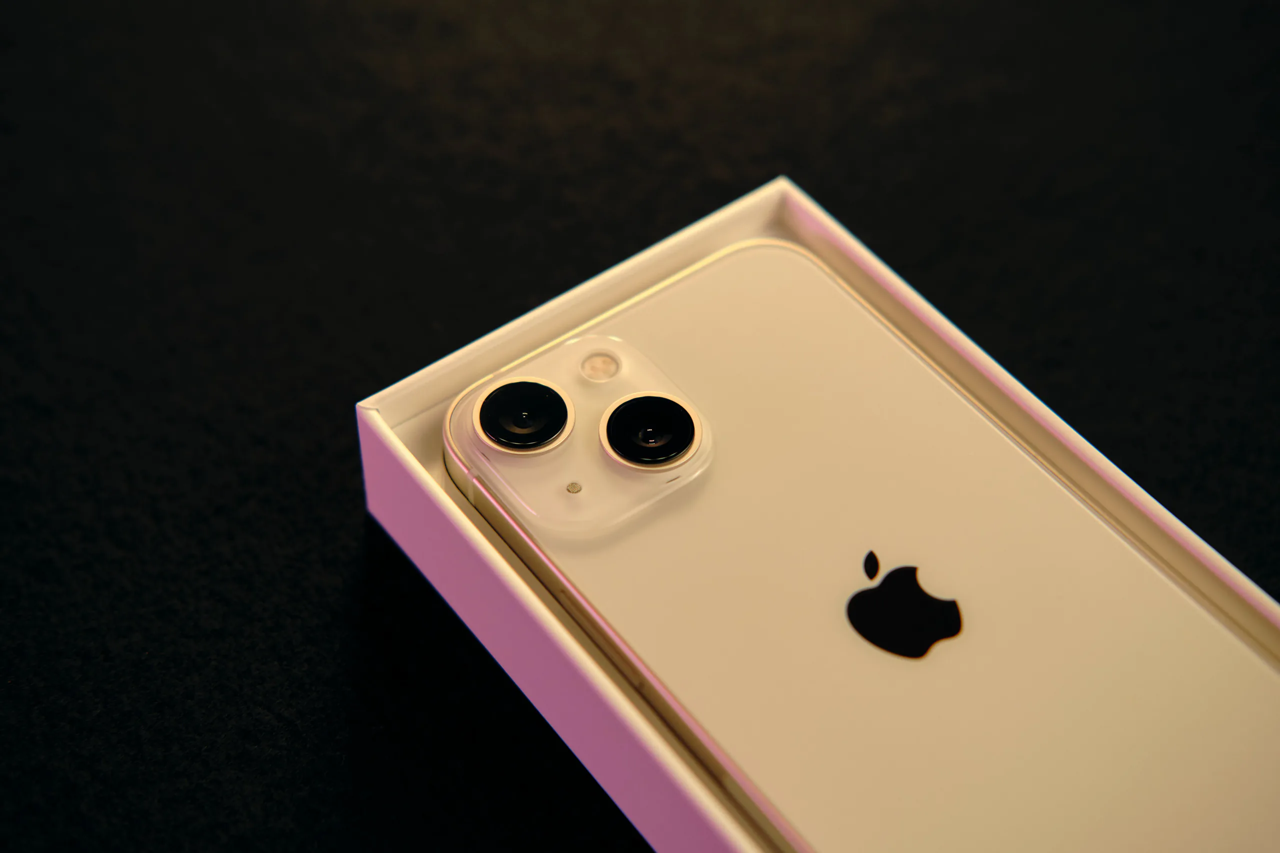 Chủ nhân những chiếc iPhone nào nên lên đời iPhone 15?