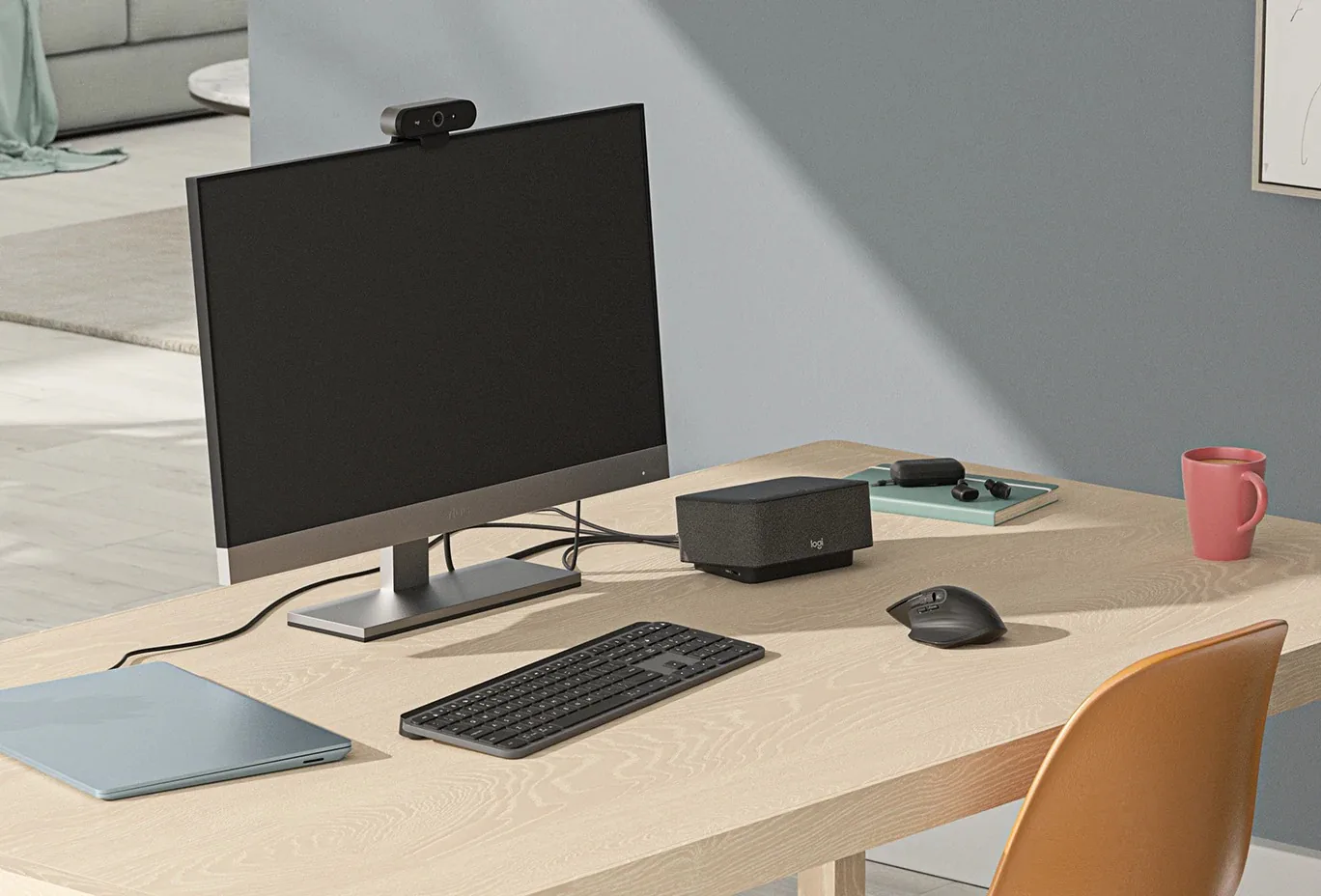 Logitech ra mắt Logi Dock all-in-one có tích hợp loa ngoài