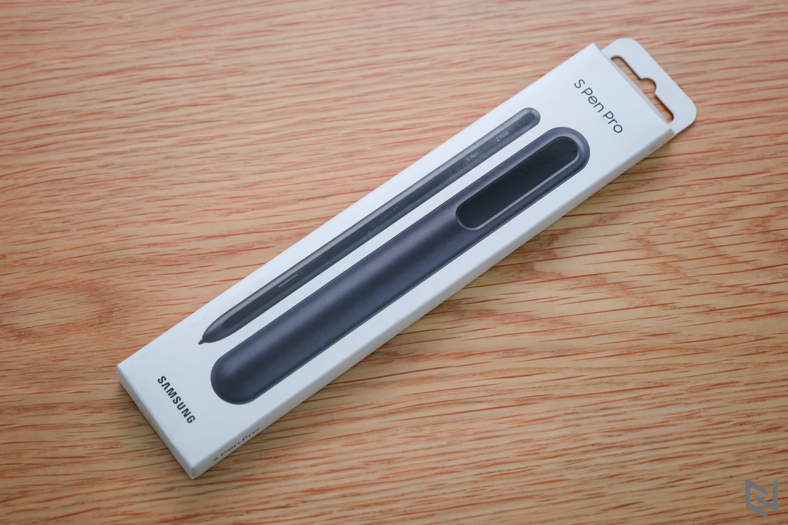 Trên tay bút S Pen Pro dành cho Galaxy Z, quyền năng như cây bút trứ danh dòng Note