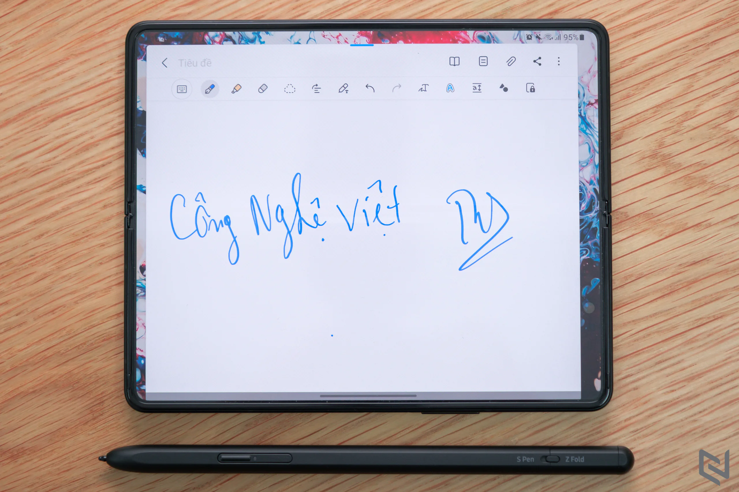 Trên tay bút S Pen Pro dành cho Galaxy Z, quyền năng như cây bút trứ danh dòng Note