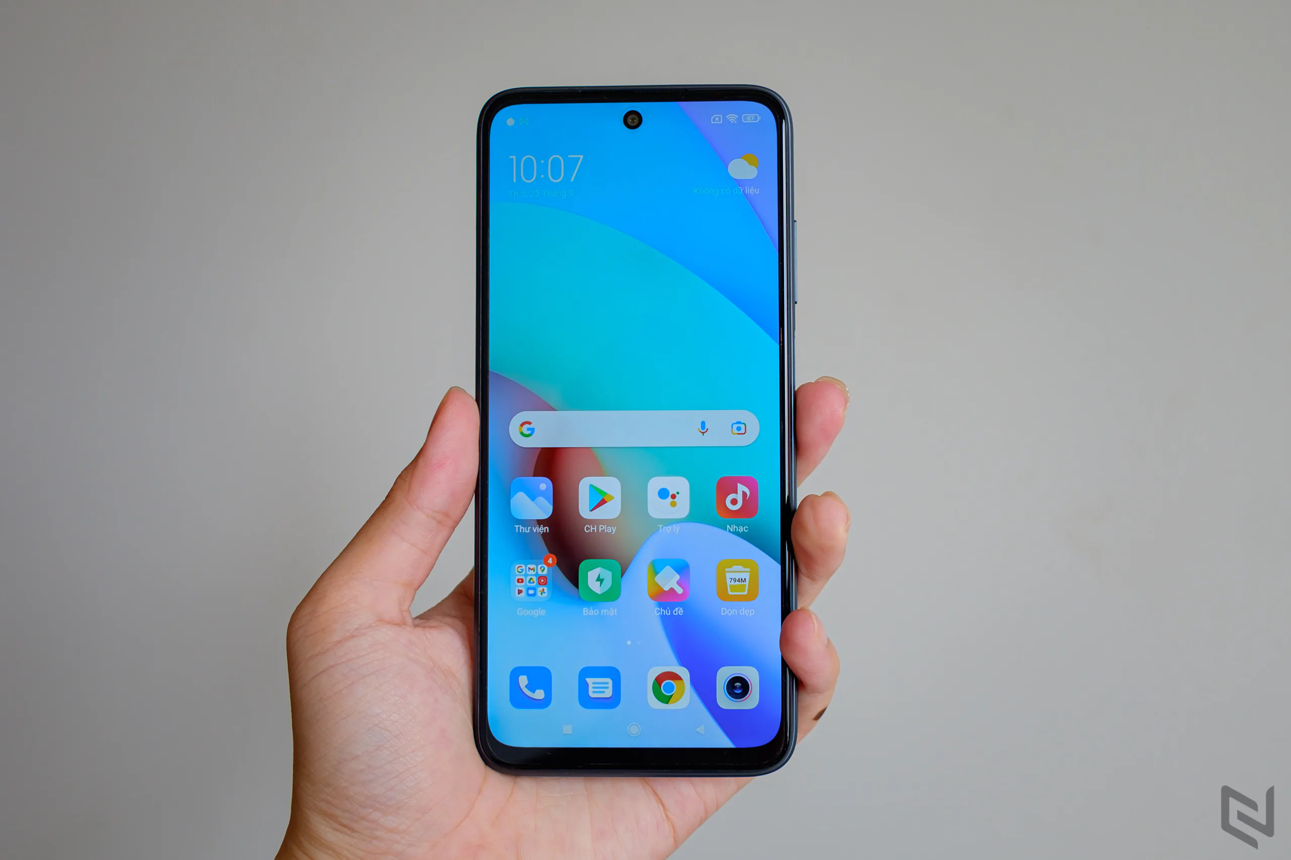 Mở hộp Xiaomi Redmi 10: Mặt lưng sang xịn mịn, camera 50MP cao cấp
