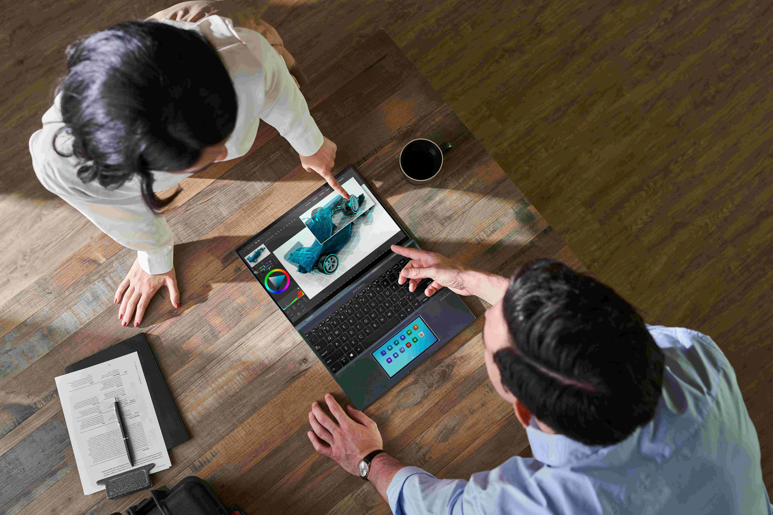 ASUS trình diễn dải sản phẩm toàn diện dùng màn hình OLED chạy Windows 11 dành cho nhà sáng tạo nội dung