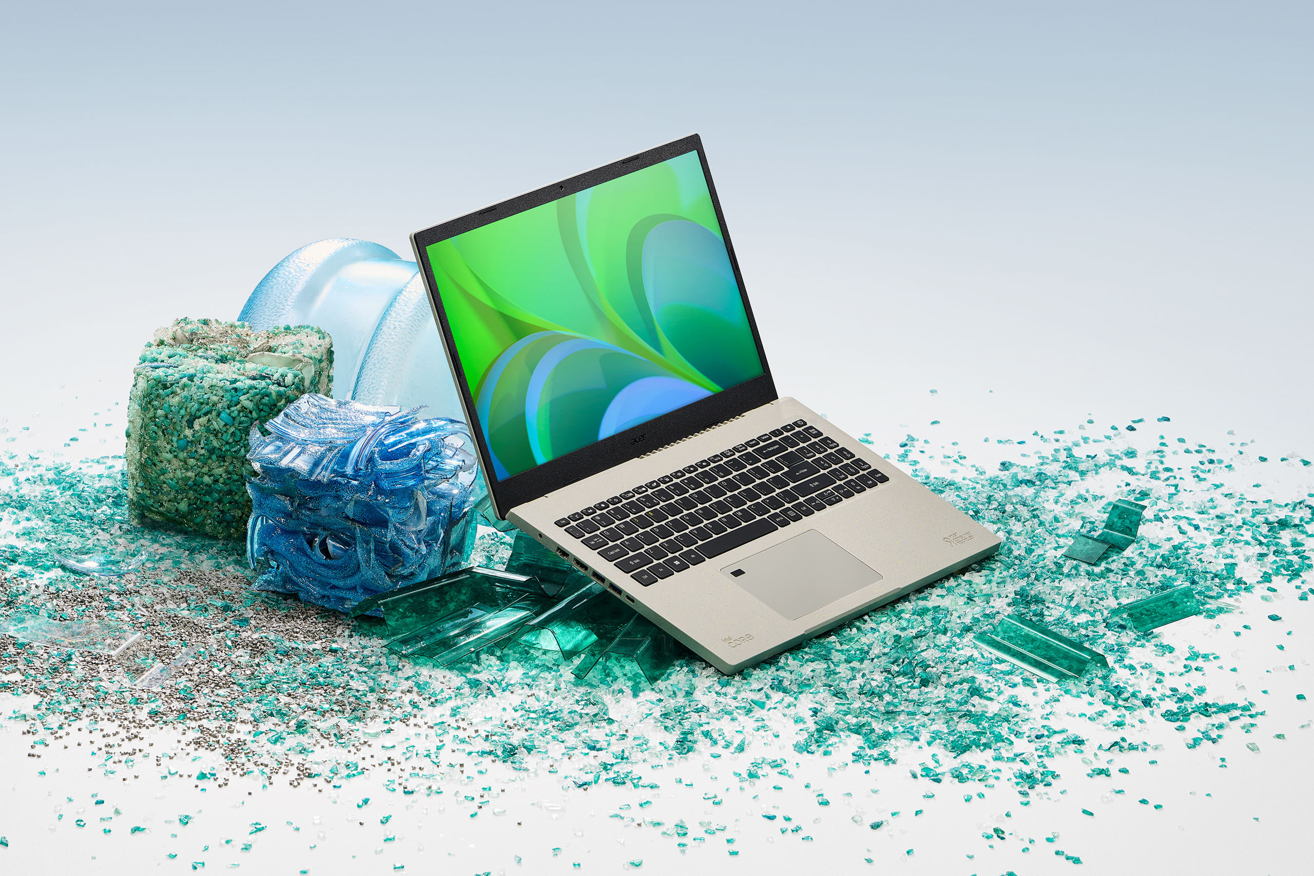 Acer giới thiệu laptop Aspire Vero và dải sản phẩm Vero sử dụng nhựa tái chế (PCR) và bao bì có thể tái chế