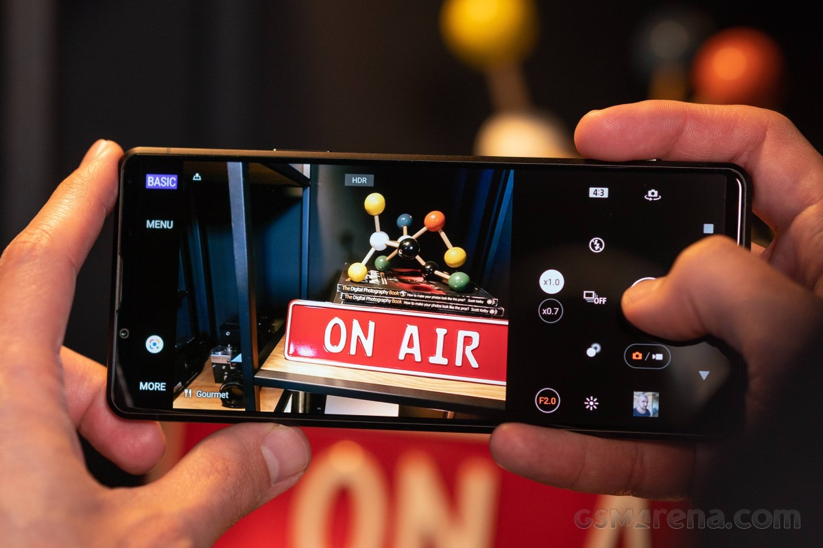 Sony ra mắt smartphone Xperia Pro-I với cảm biến lớn như máy ảnh compact