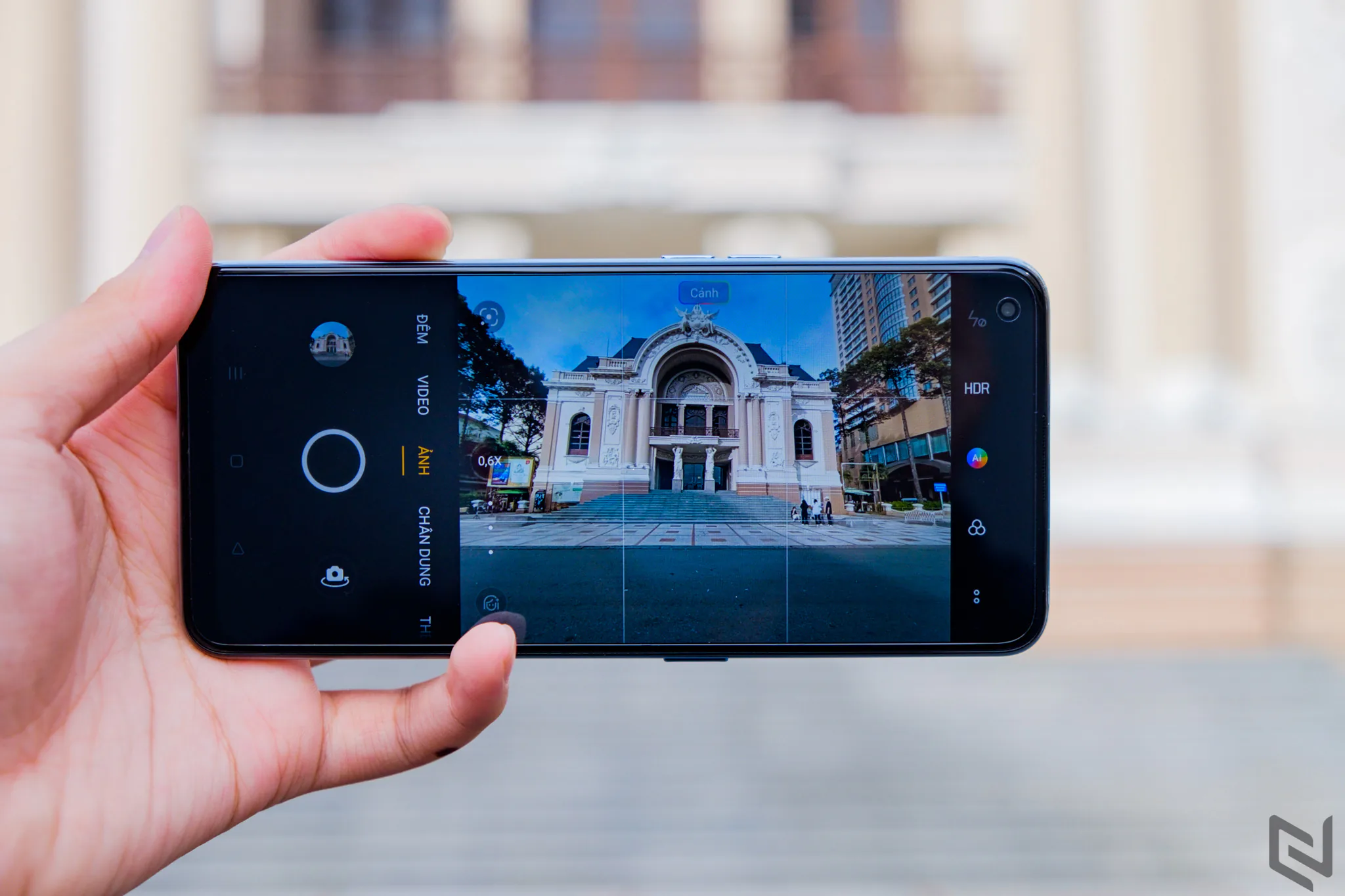Mẹo chụp ảnh đẹp bằng OPPO Reno6 Z 5G: Chụp chân dung Bokeh Flare đầy nghệ thuật, chụp đêm cũng chuyên nghiệp không kém