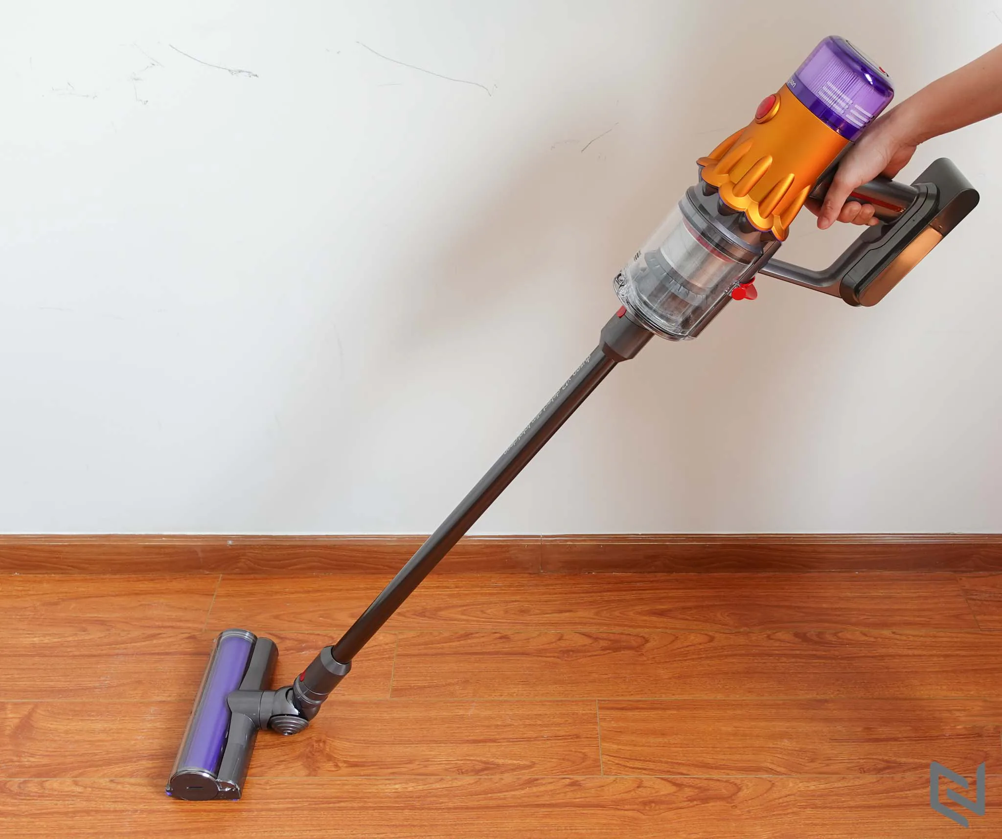 Mở hộp và trải nghiệm Máy hút bụi không dây Dyson V12 Detect Slim Total Clean