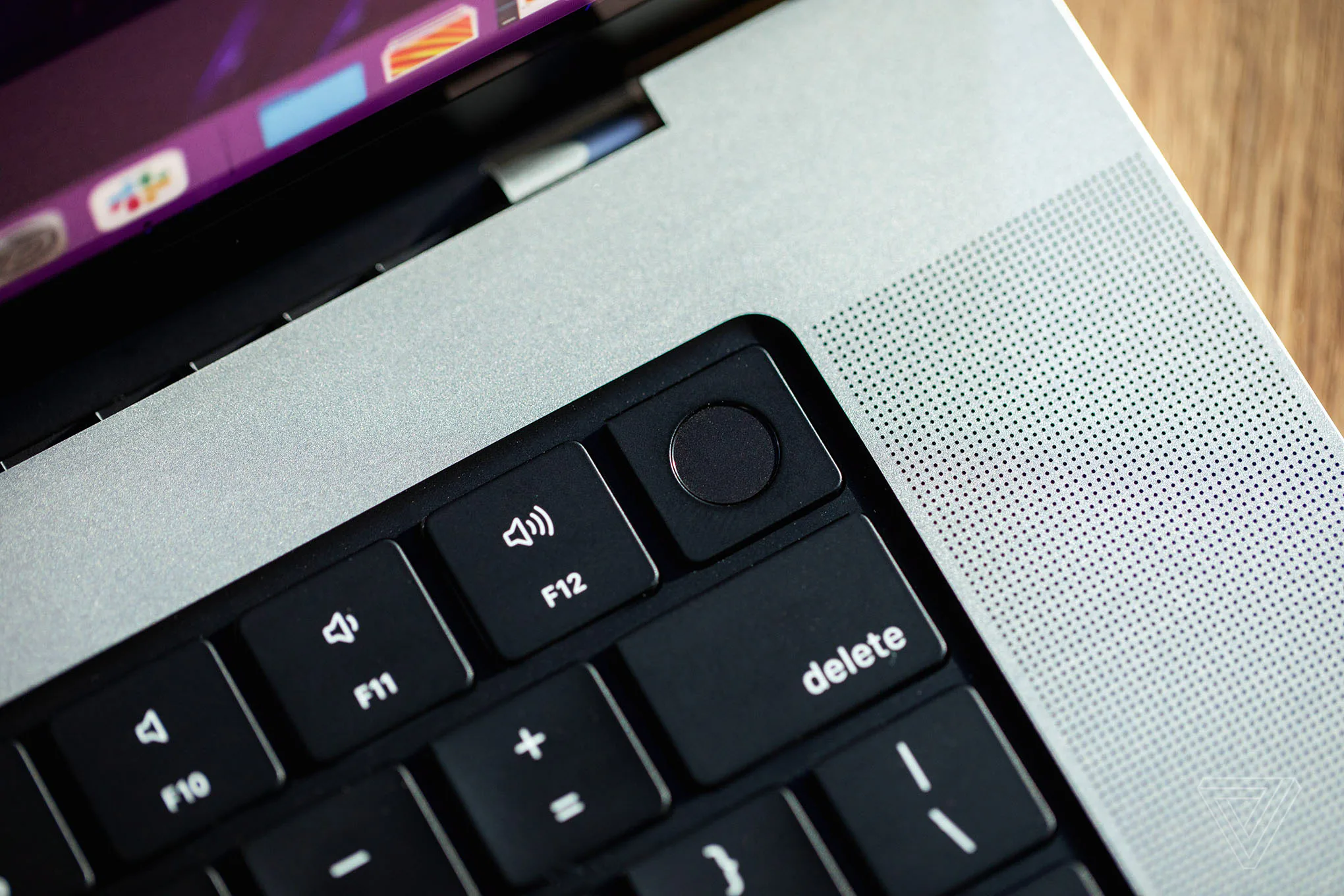 Trải nghiệm nhanh MacBook Pro với M1 Pro và M1 Max: Những thứ người dùng cần đây rồi!