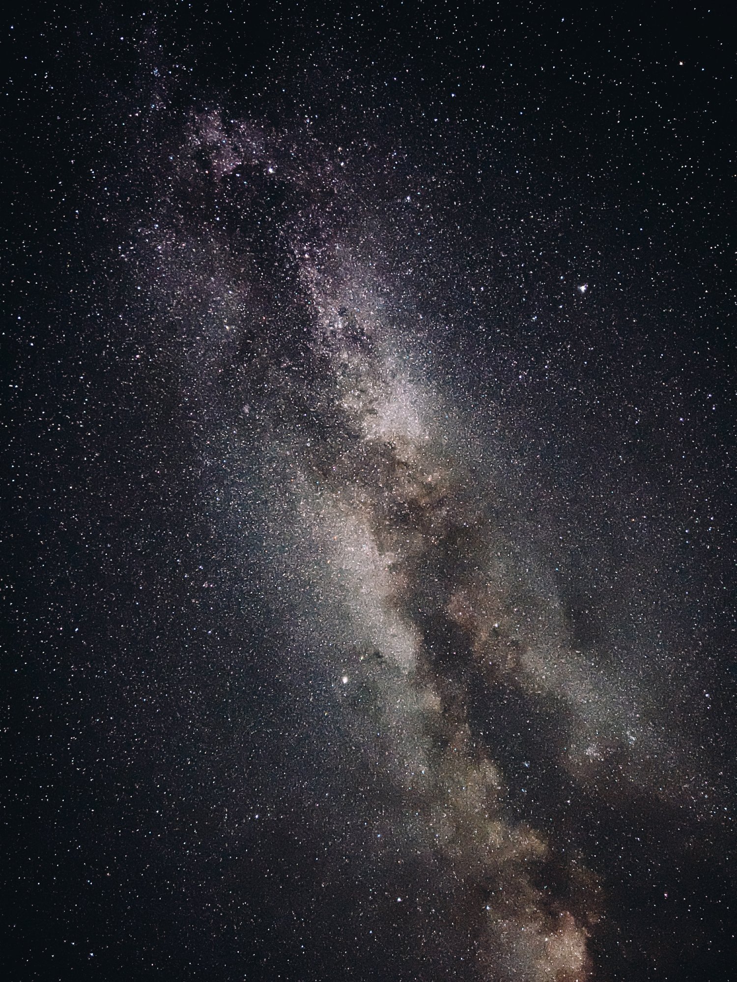 Cùng xem loạt ảnh Milky Way được chụp bởi iPhone 13 Pro Max