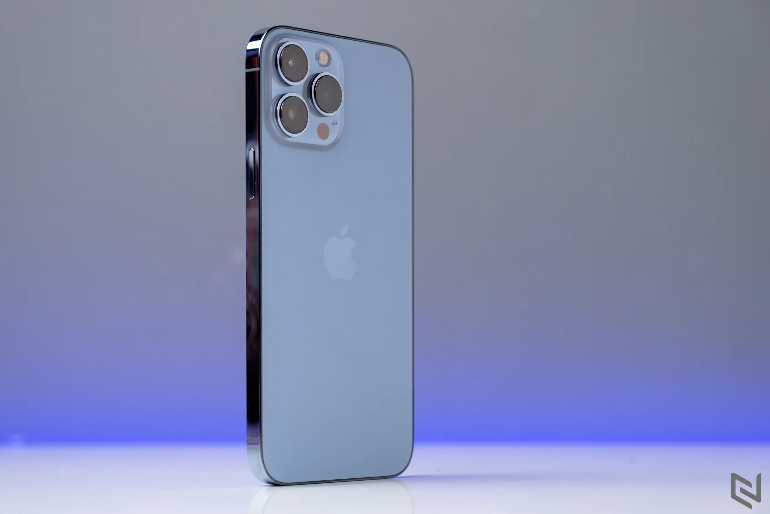Mở hộp iPhone 13 Pro Max VN/A chính hãng CellphoneS màu Sierra Blue
