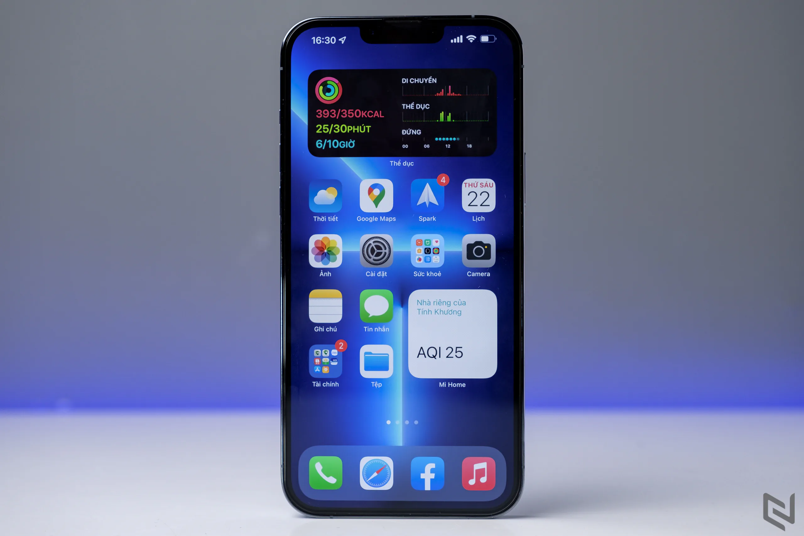 Mở hộp iPhone 13 Pro Max VN/A chính hãng CellphoneS màu Sierra Blue