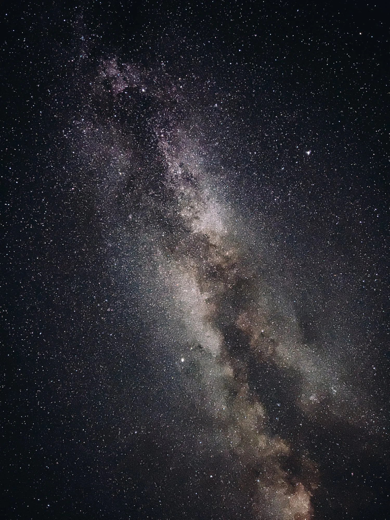 Cùng xem loạt ảnh Milky Way được chụp bởi iPhone 13 Pro Max