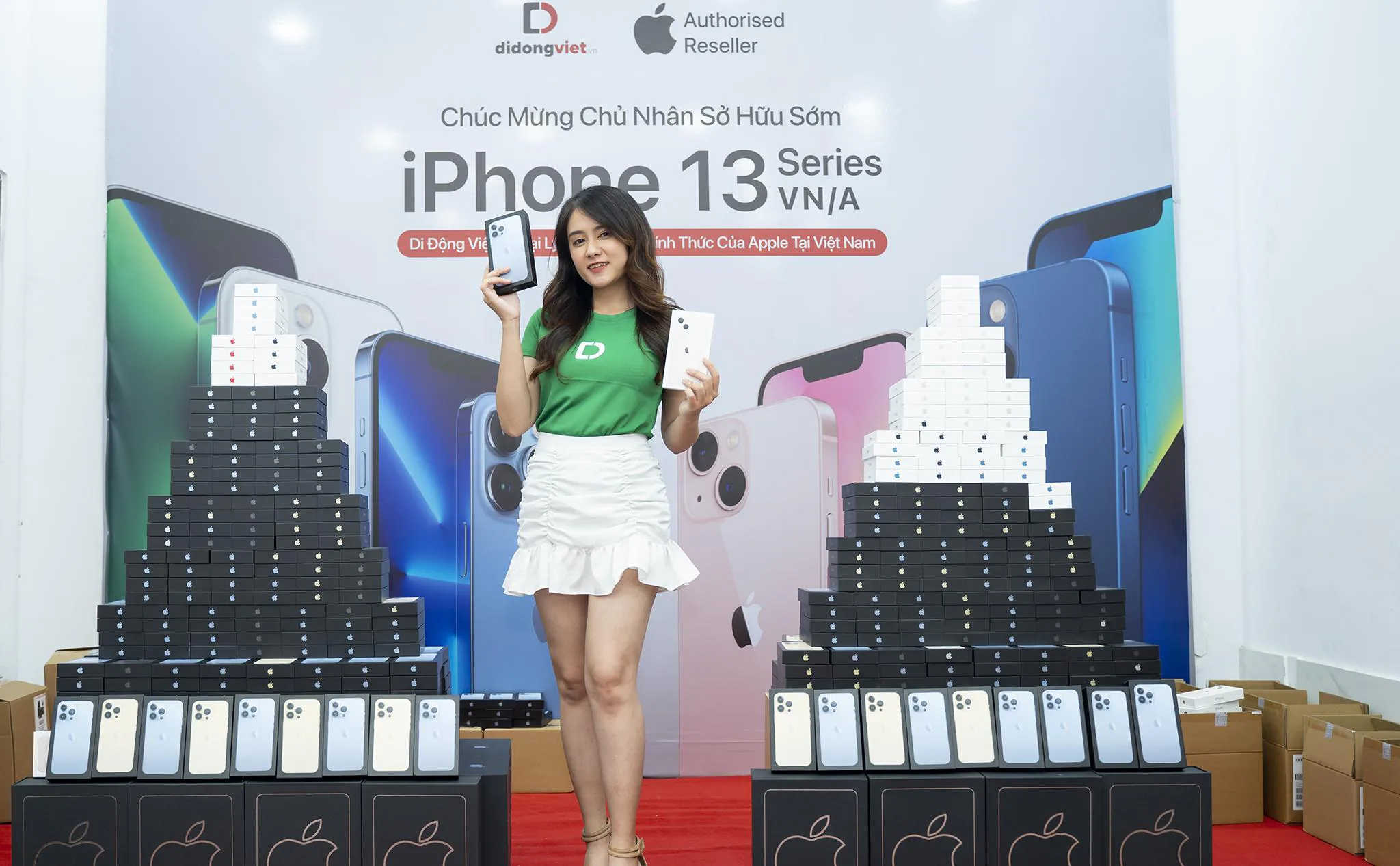 Sắm iPhone 13 series vào lúc 0h ngày 22/10, nhận ưu đãi khủng đến 13 triệu