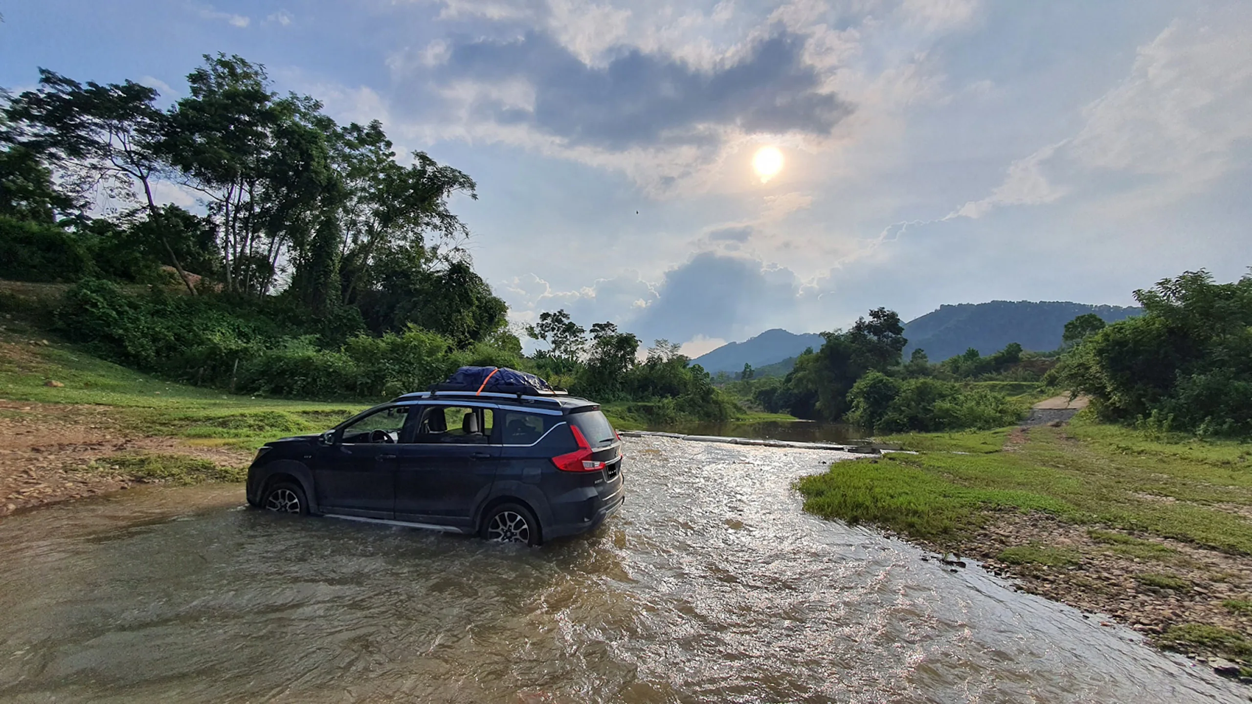 Suzuki XL7: Thay đổi cuộc chơi, khẳng định vị thế trên đường đua xe 7 chỗ