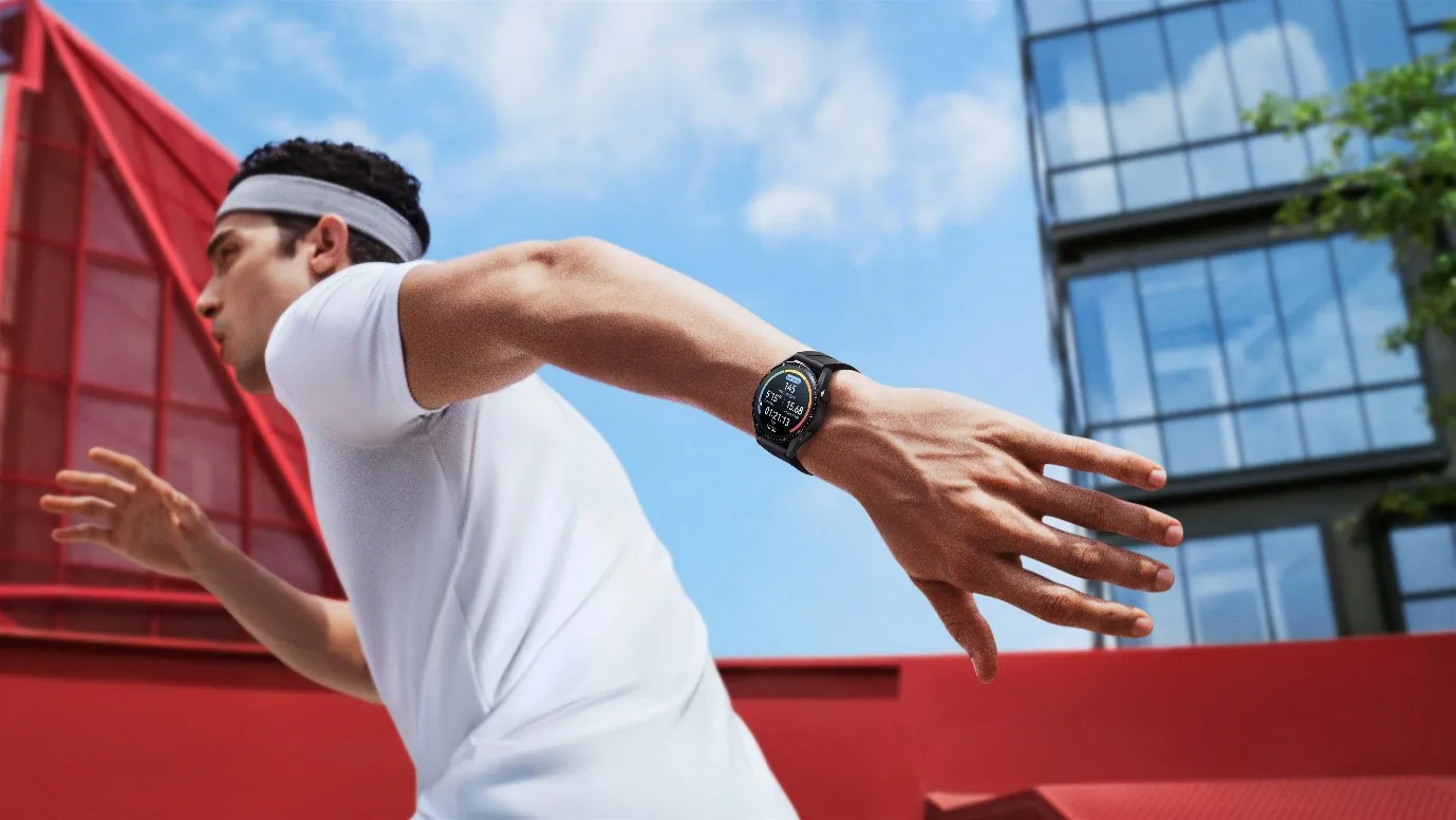 So sánh Huawei Watch GT 3 và Samsung Galaxy Watch 4: Đâu mới là trợ lý sức khoẻ và hỗ trợ luyện tập đích thực