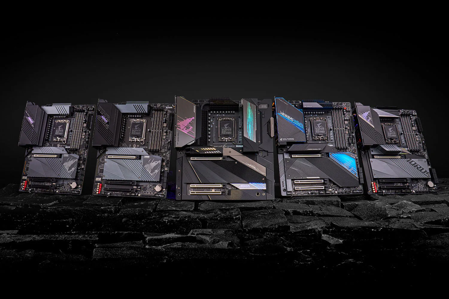 GIGABYTE ra mắt bo mạch chủ Z690 AORUS
