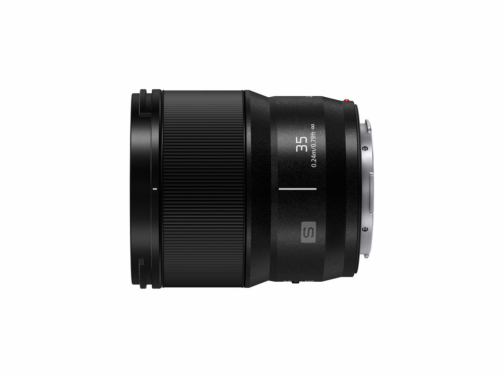 Panasonic ra mắt ống kính một tiêu cự tiêu chuẩn Lumix S 35mm F1.8