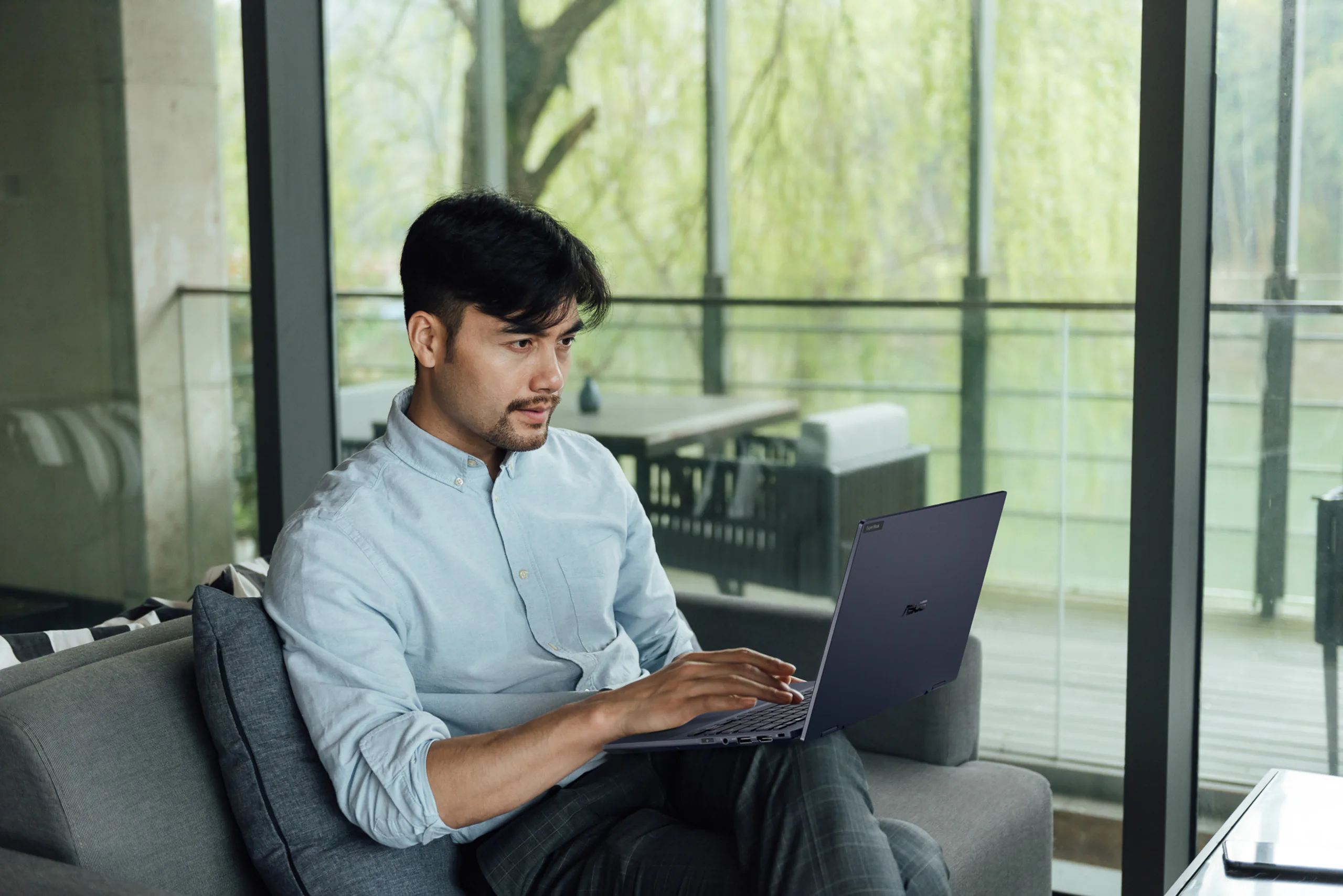 ASUS Việt Nam giới thiệu ExpertBook B5 Series: Laptop hàng đầu cho phong cách làm việc linh hoạt