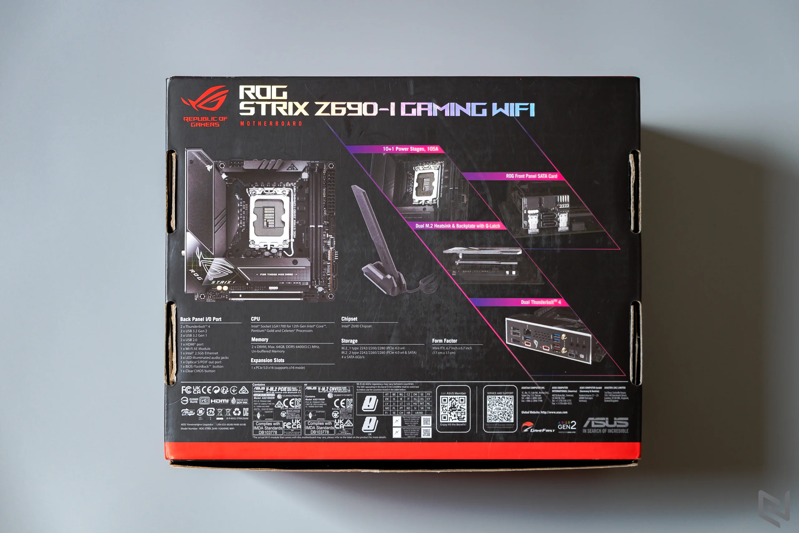 Chiêm ngưỡng ASUS ROG STRIX Z690-I GAMING WIFI, bo mạch chủ Mini ITX nhỏ nhưng hỗ trợ Intel Core 12th và DDR5