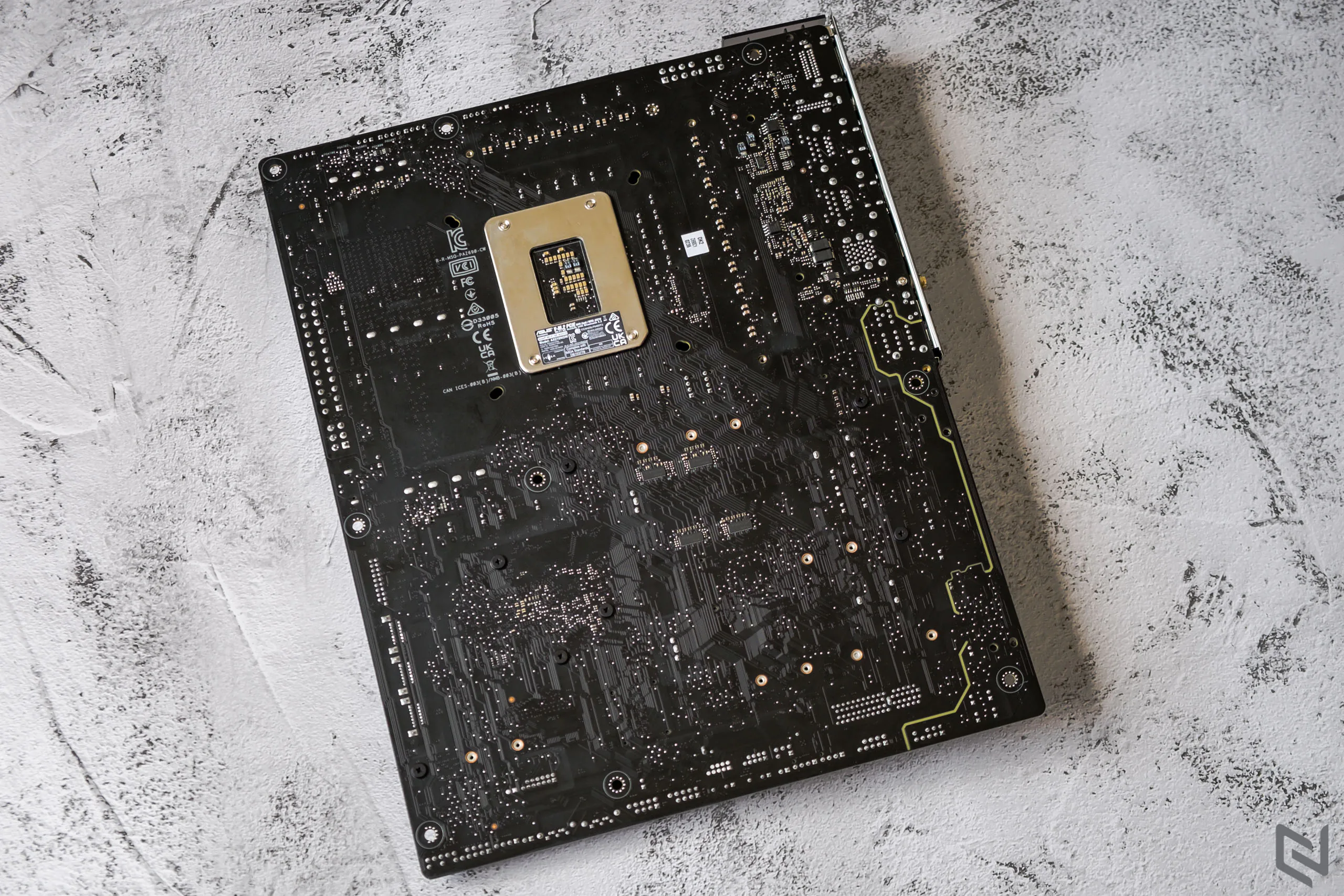 Mở hộp bo mạch chủ ASUS ProArt Z690-CREATOR WIFI: Đơn giản nhưng không hề tầm thường, dành cho các nhà sáng tạo nội dung