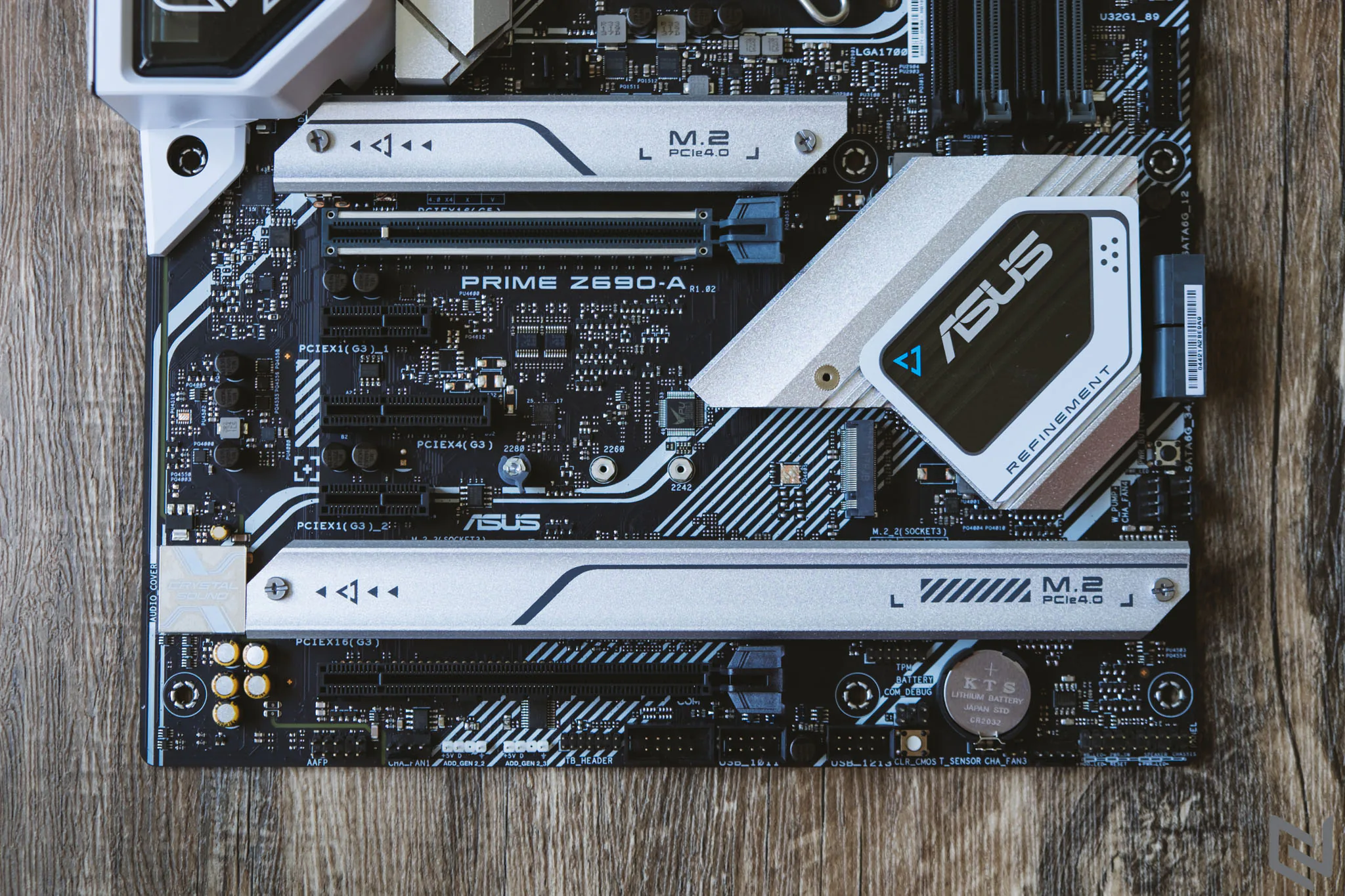 Trên tay chiếc bo mạch chủ ASUS Prime Z690-A: Tối ưu hiệu năng thông minh, hỗ trợ Intel Core 12th và trang bị DDR5