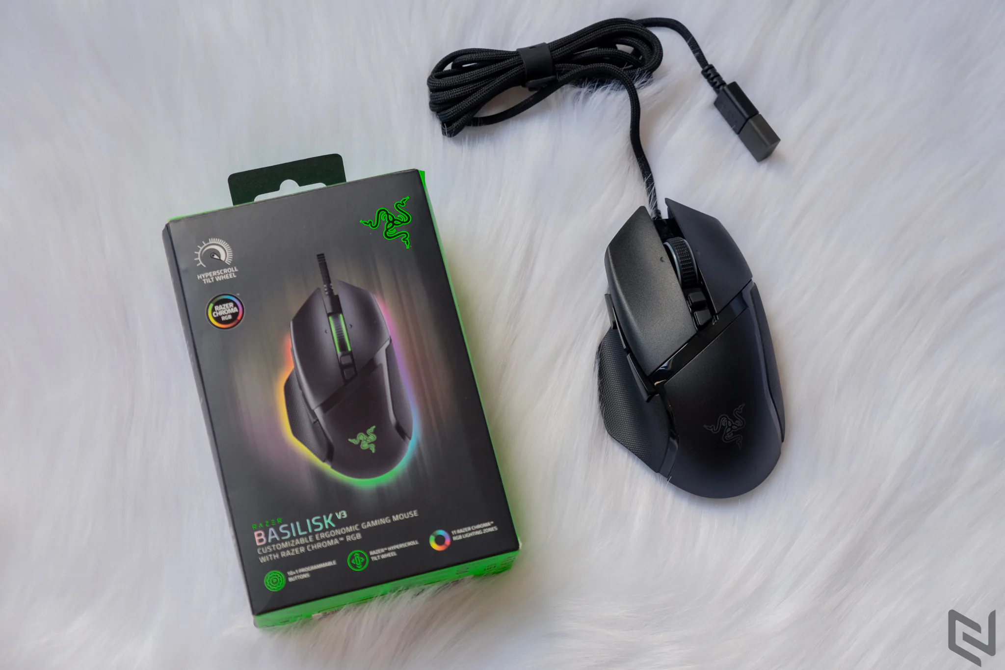 Đánh giá chuột chơi game Razer Basilisk V3: Hiệu năng khủng, hiệu ứng đèn LED đẹp, gần chạm ngưỡng hoàn mỹ