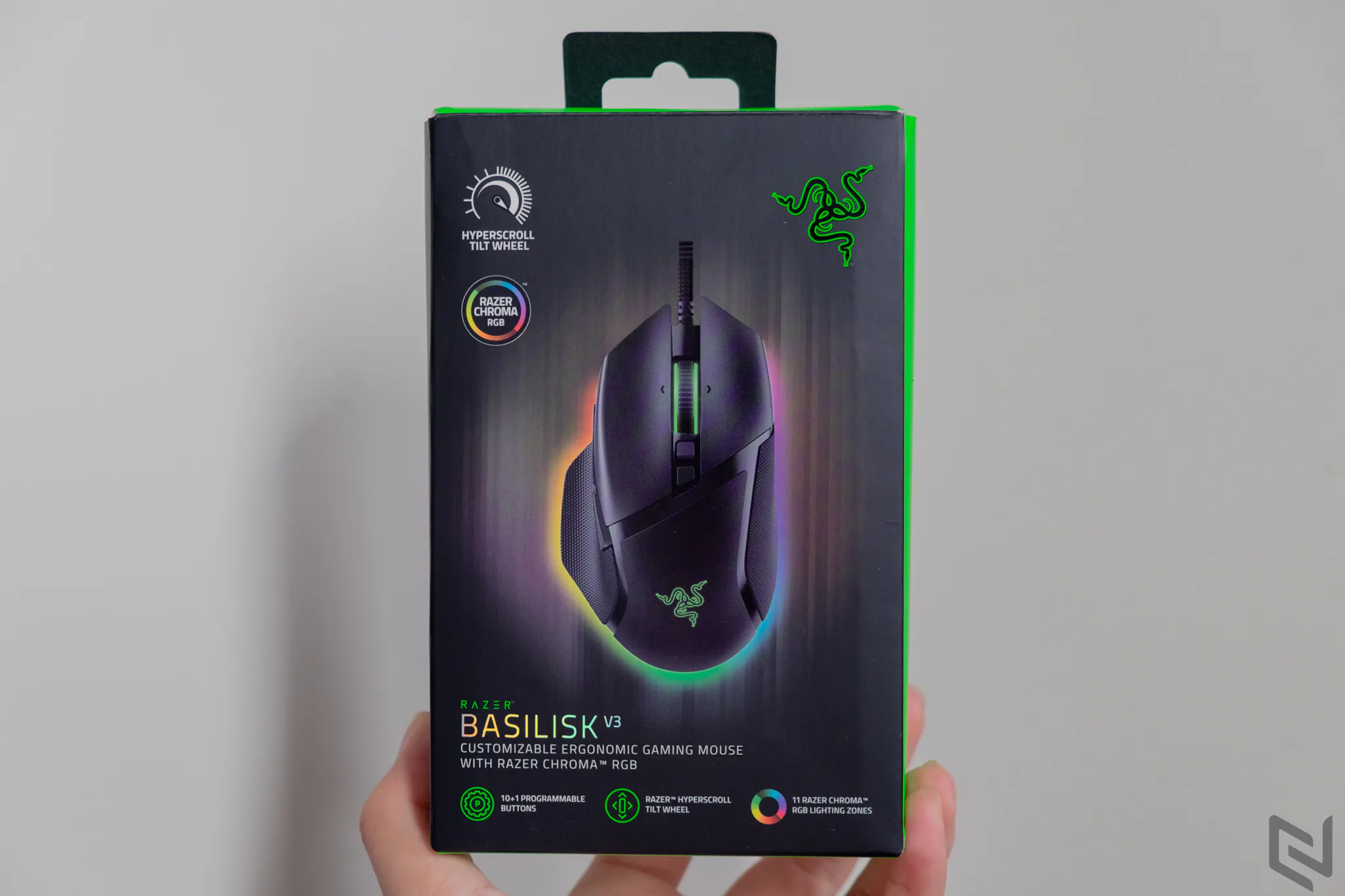 Đánh giá chuột chơi game Razer Basilisk V3: Hiệu năng khủng, hiệu ứng đèn LED đẹp, gần chạm ngưỡng hoàn mỹ