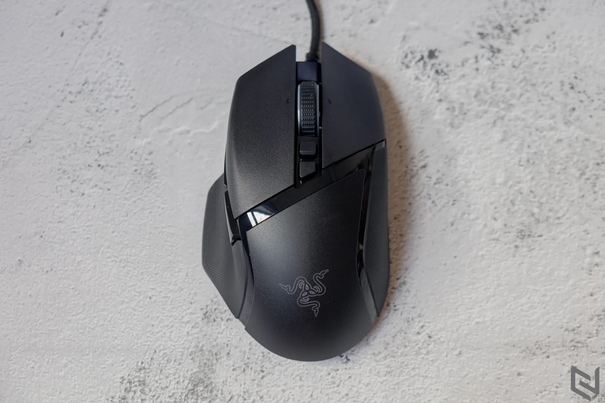 Đánh giá chuột chơi game Razer Basilisk V3: Hiệu năng khủng, hiệu ứng đèn LED đẹp, gần chạm ngưỡng hoàn mỹ