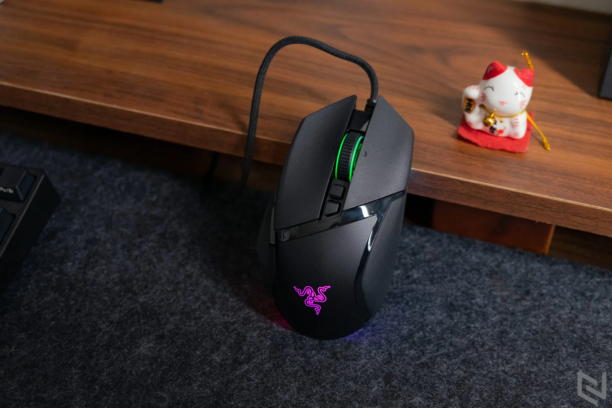 Đánh giá chuột chơi game Razer Basilisk V3: Hiệu năng khủng, hiệu ứng đèn LED đẹp, gần chạm ngưỡng hoàn mỹ