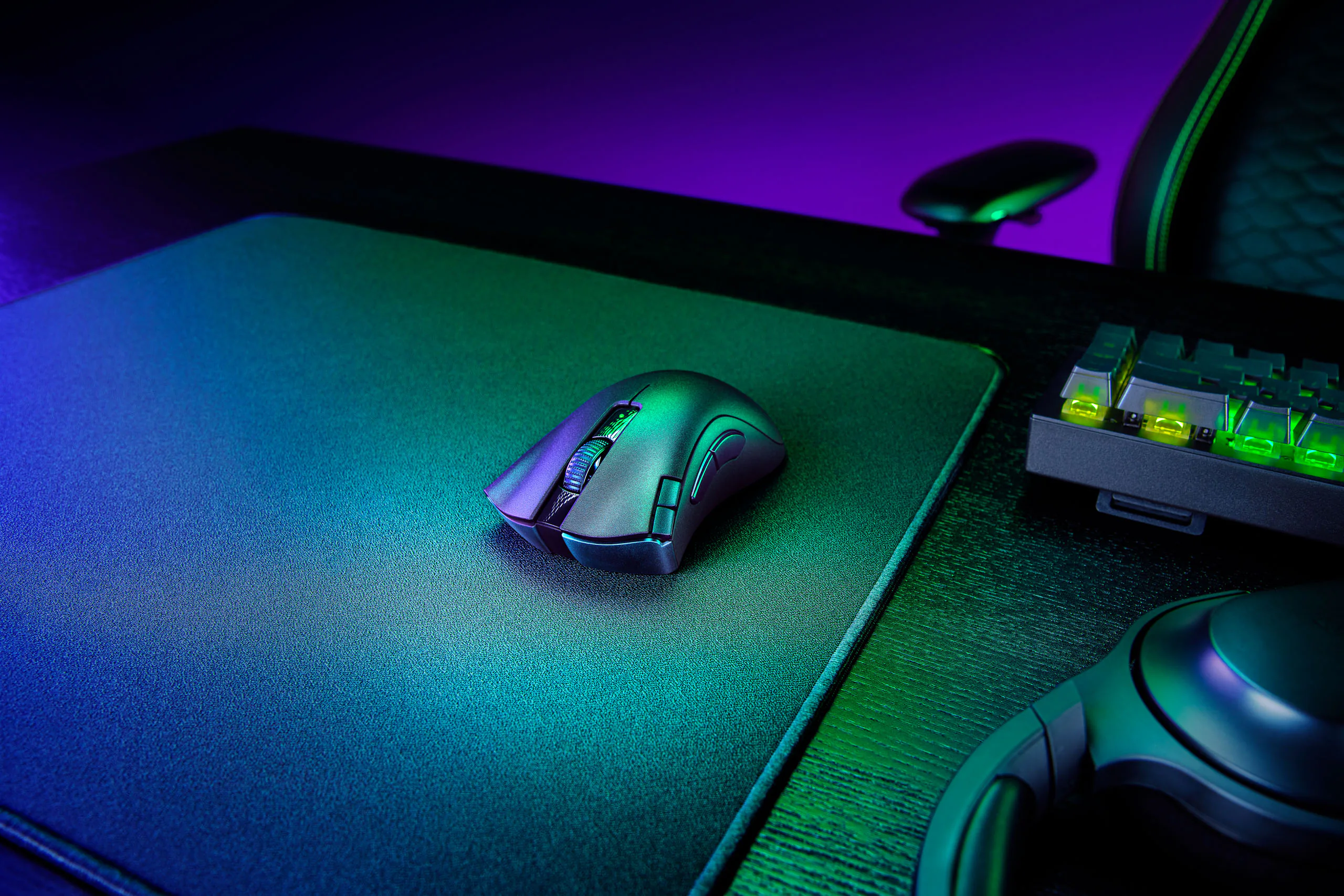 Razer giới thiệu tai nghe Kraken V3, chuột DeathAdder V2 X HyperSpeed tại Razercon 2021