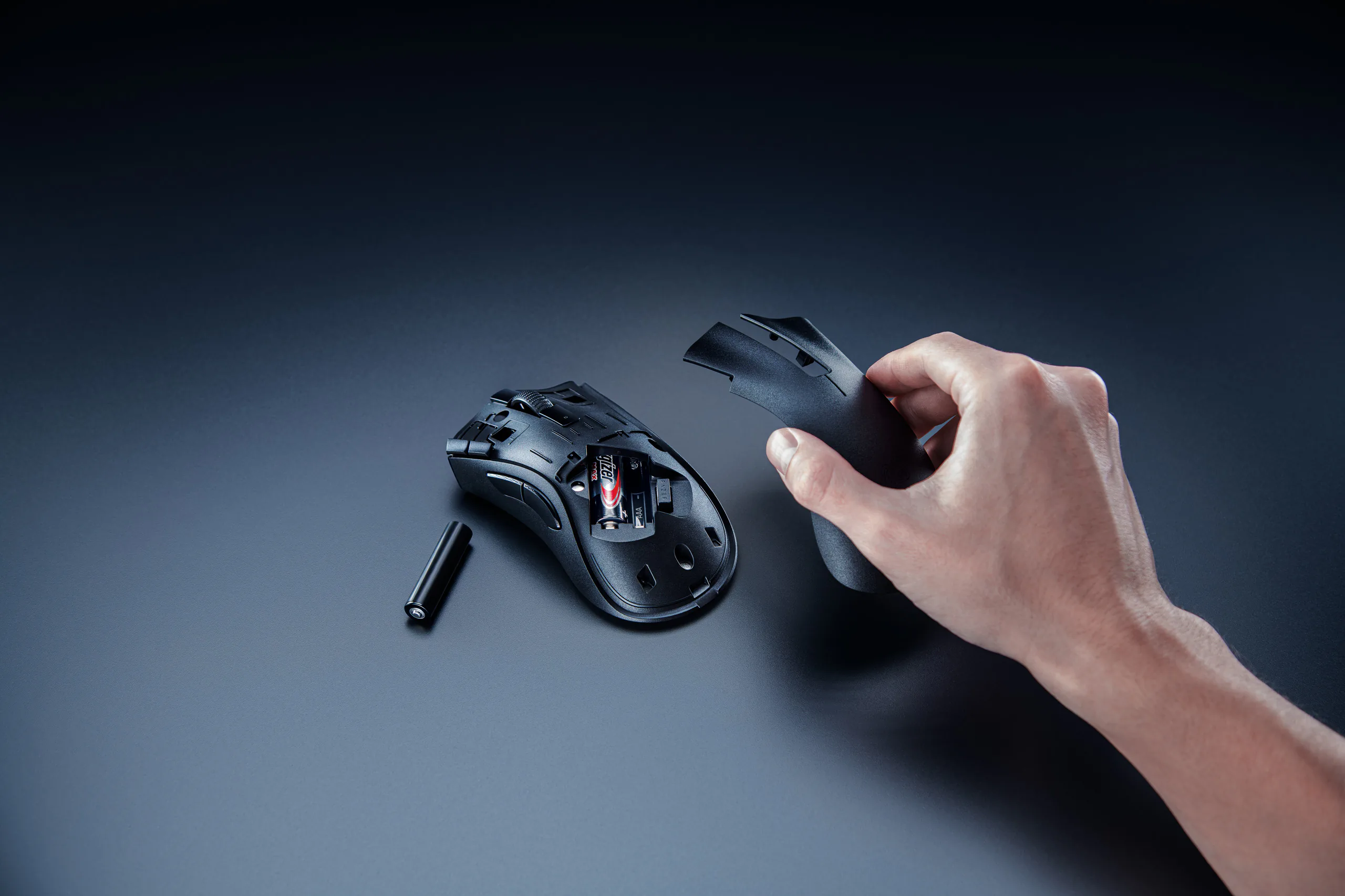 Razer giới thiệu tai nghe Kraken V3, chuột DeathAdder V2 X HyperSpeed tại Razercon 2021