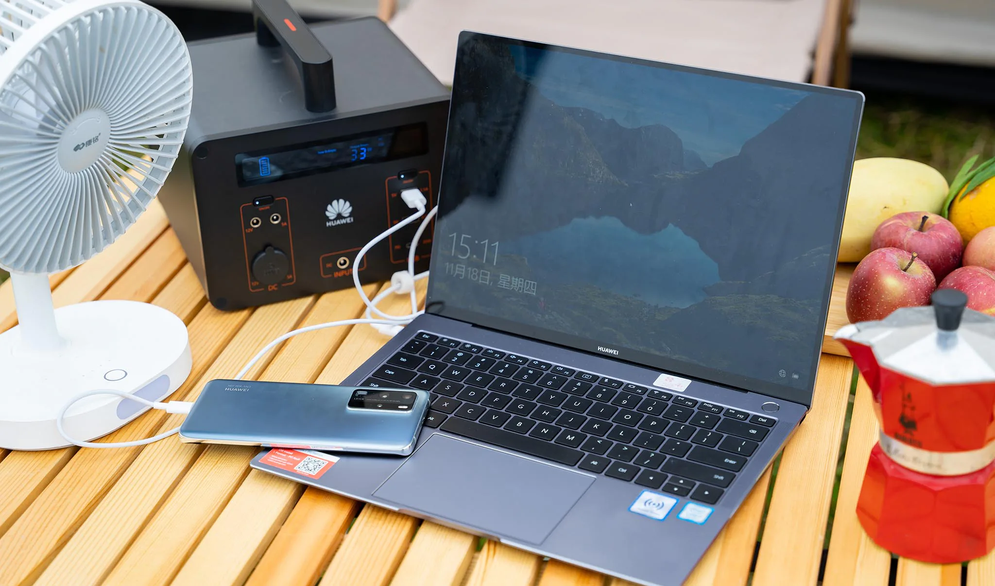 Huawei ra mắt trạm sạc dự phòng di động thông minh iSitePower M Mini: Sạc mọi nơi - Vui mọi lúc