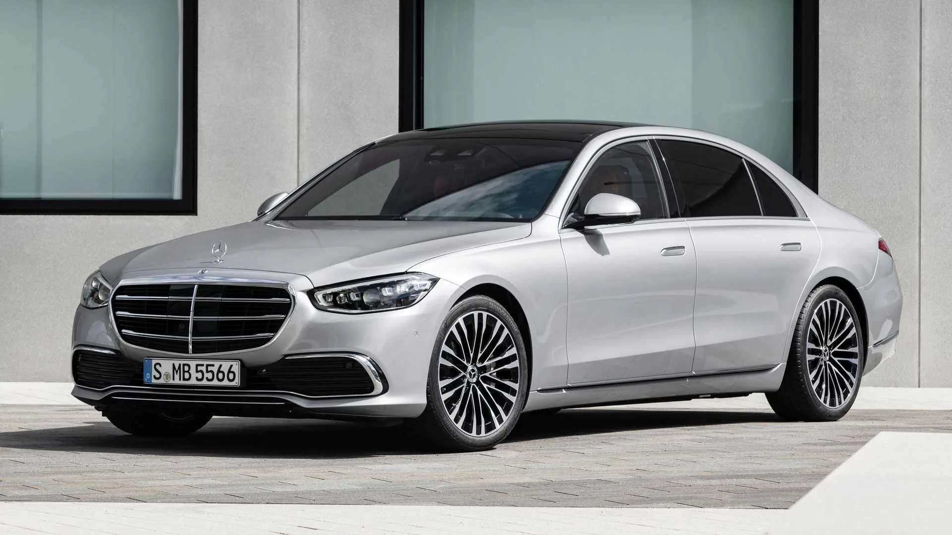 Mercedes-Benz S-Class 2021 ra mắt tại Việt Nam với giá từ 5.2 tỷ đồng