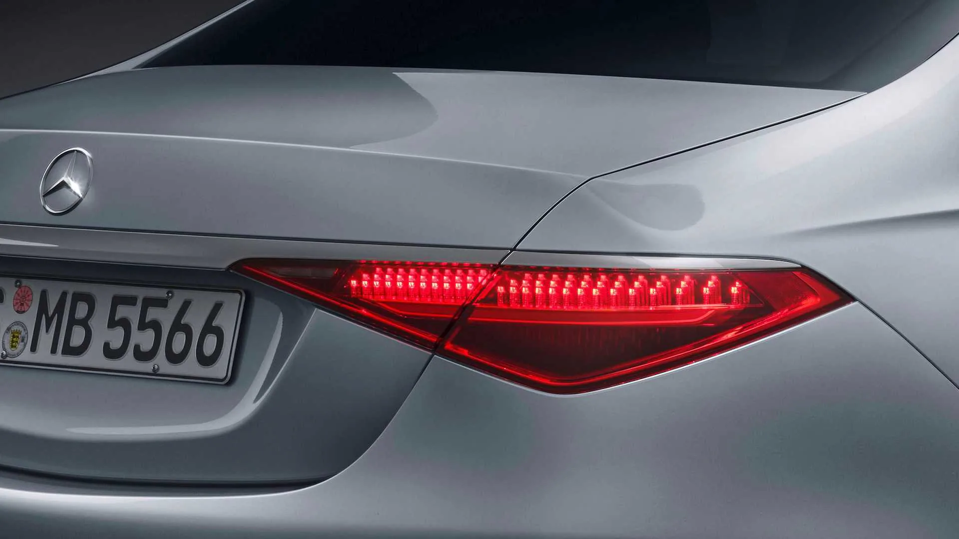 Mercedes-Benz S-Class 2021 ra mắt tại Việt Nam với giá từ 5.2 tỷ đồng