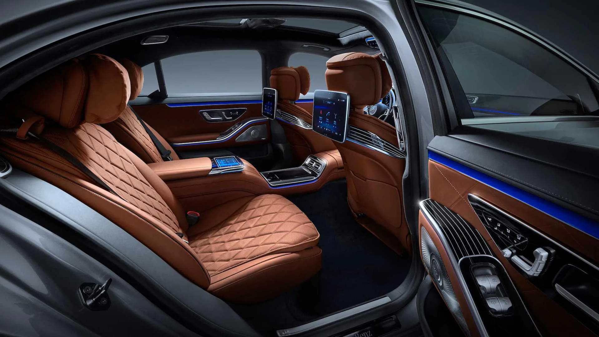 Mercedes-Benz S-Class 2021 ra mắt tại Việt Nam với giá từ 5.2 tỷ đồng