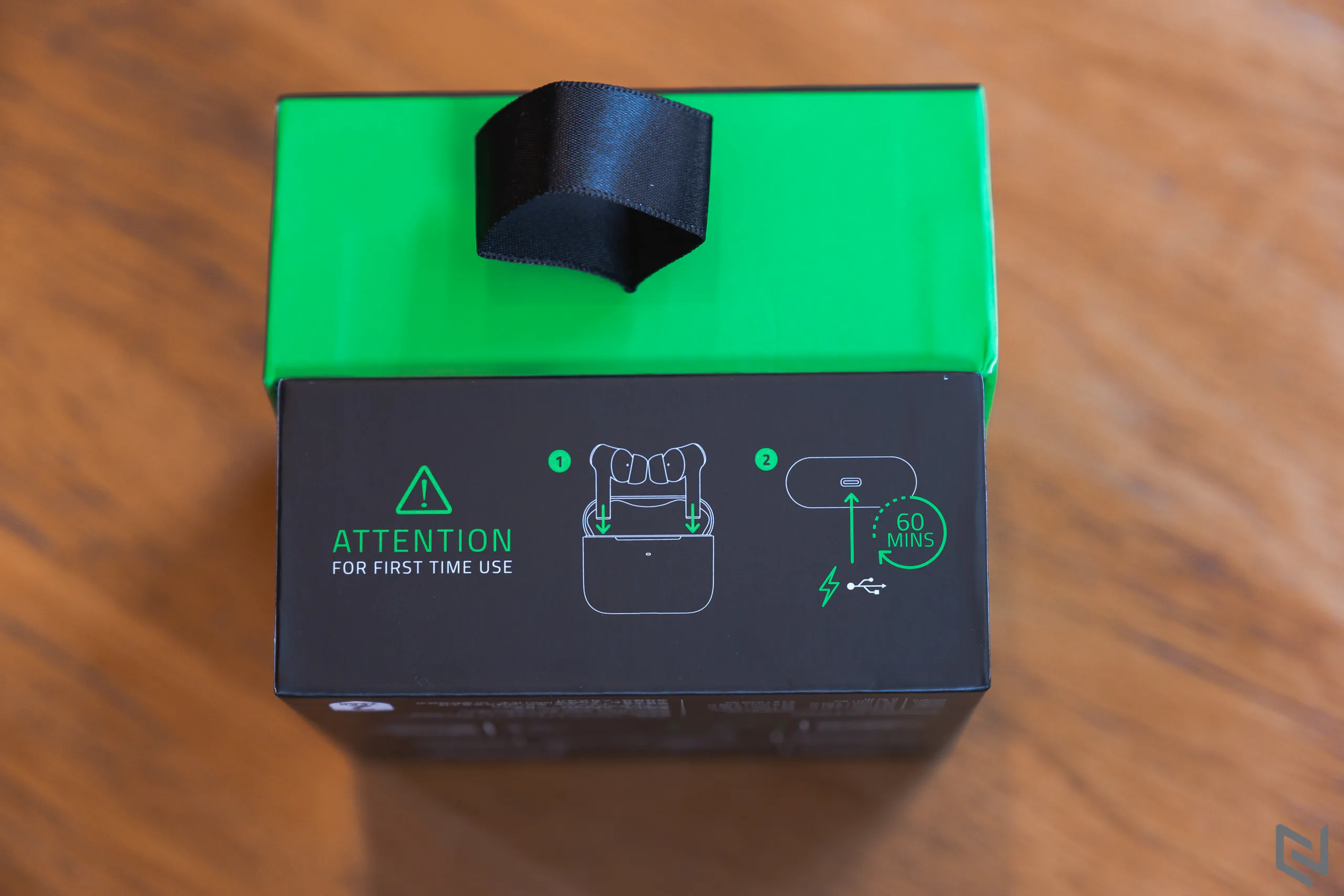 Đánh giá Razer HammerHead True Wireless 2021: Tai nghe không dây đậm chất game thủ, đèn LED đẹp mắt, chế độ Gaming Mode giảm độ trễ ấn tượng