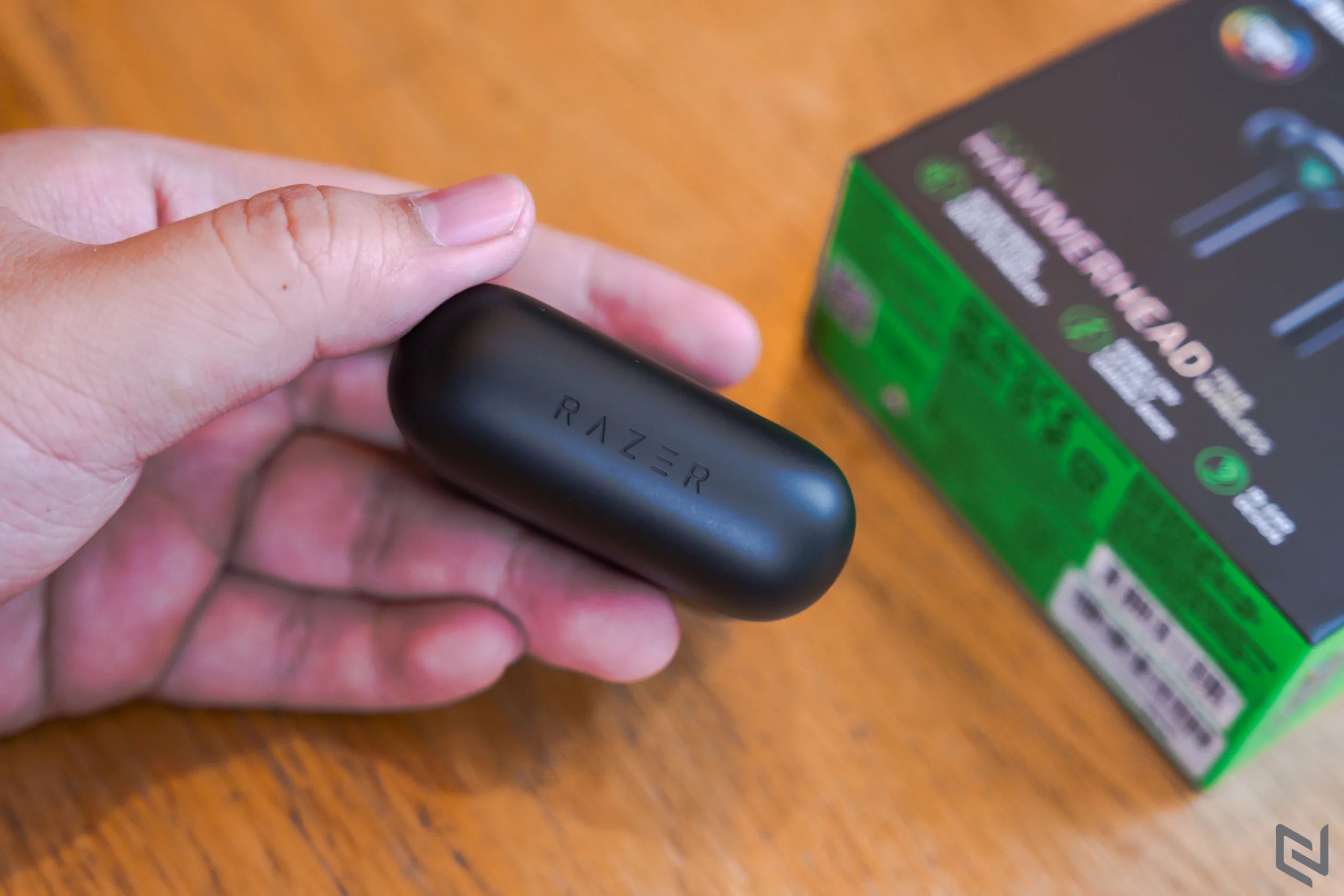 Đánh giá Razer HammerHead True Wireless 2021: Tai nghe không dây đậm chất game thủ, đèn LED đẹp mắt, chế độ Gaming Mode giảm độ trễ ấn tượng
